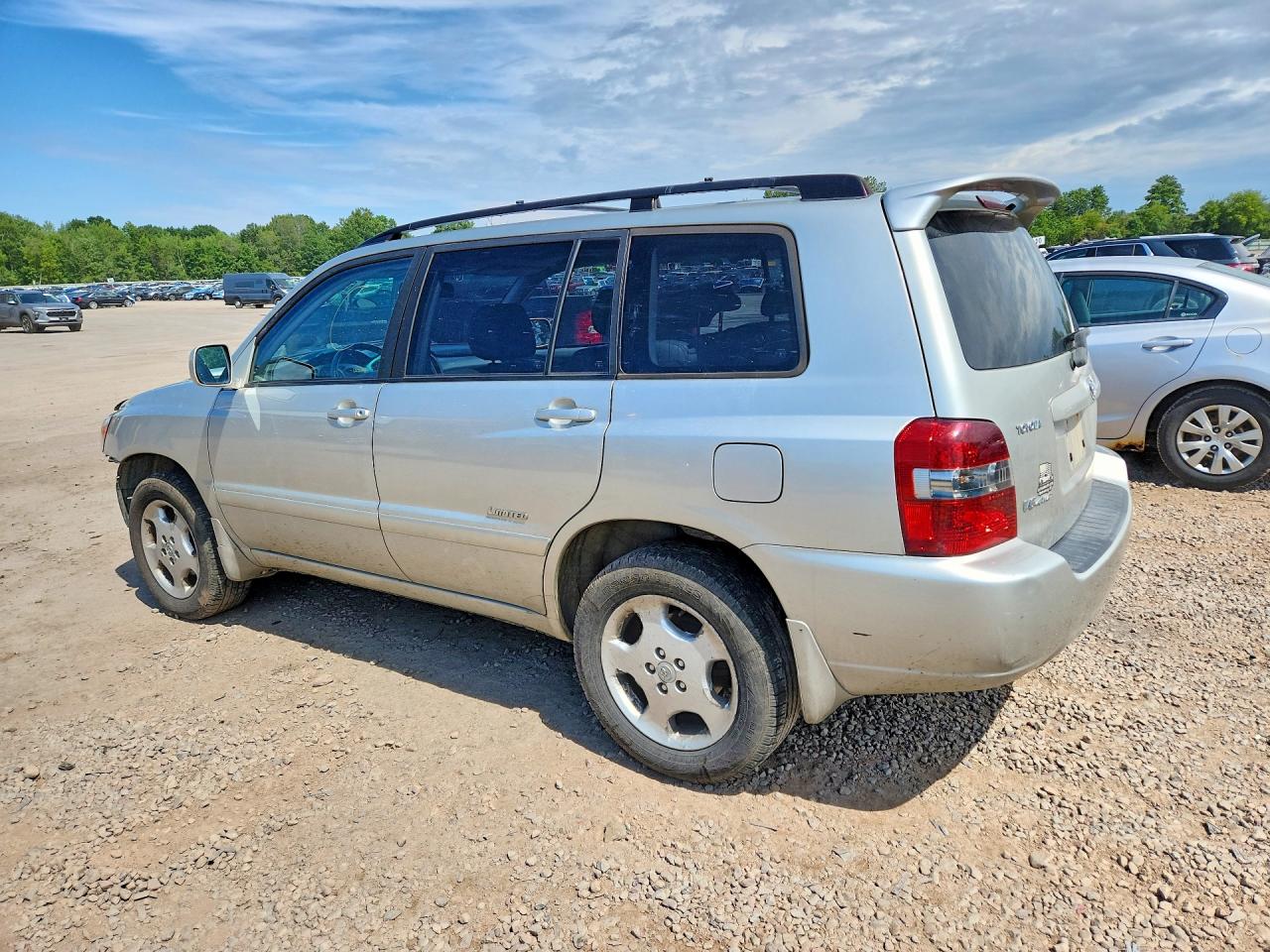 2007 Toyota Highlander Limited Silver vin: JTEEP21A670218602