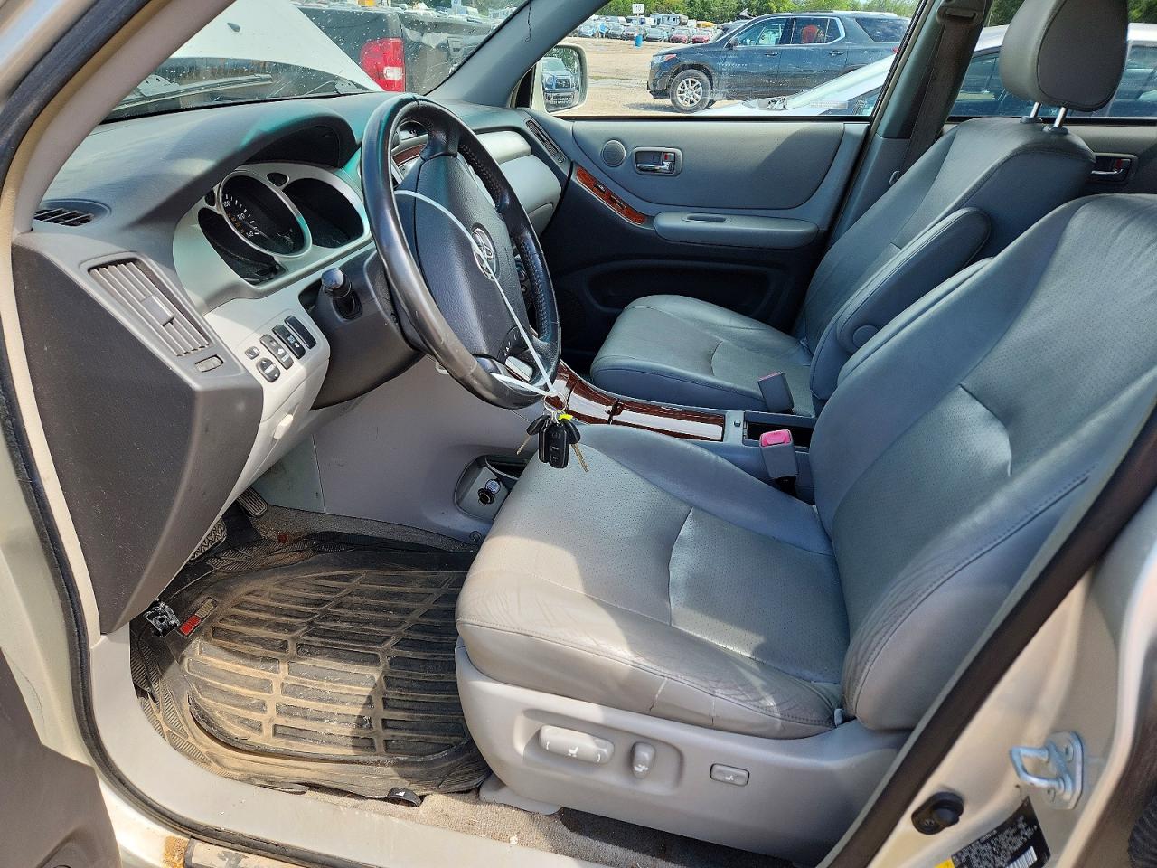 2007 Toyota Highlander Limited Silver vin: JTEEP21A670218602