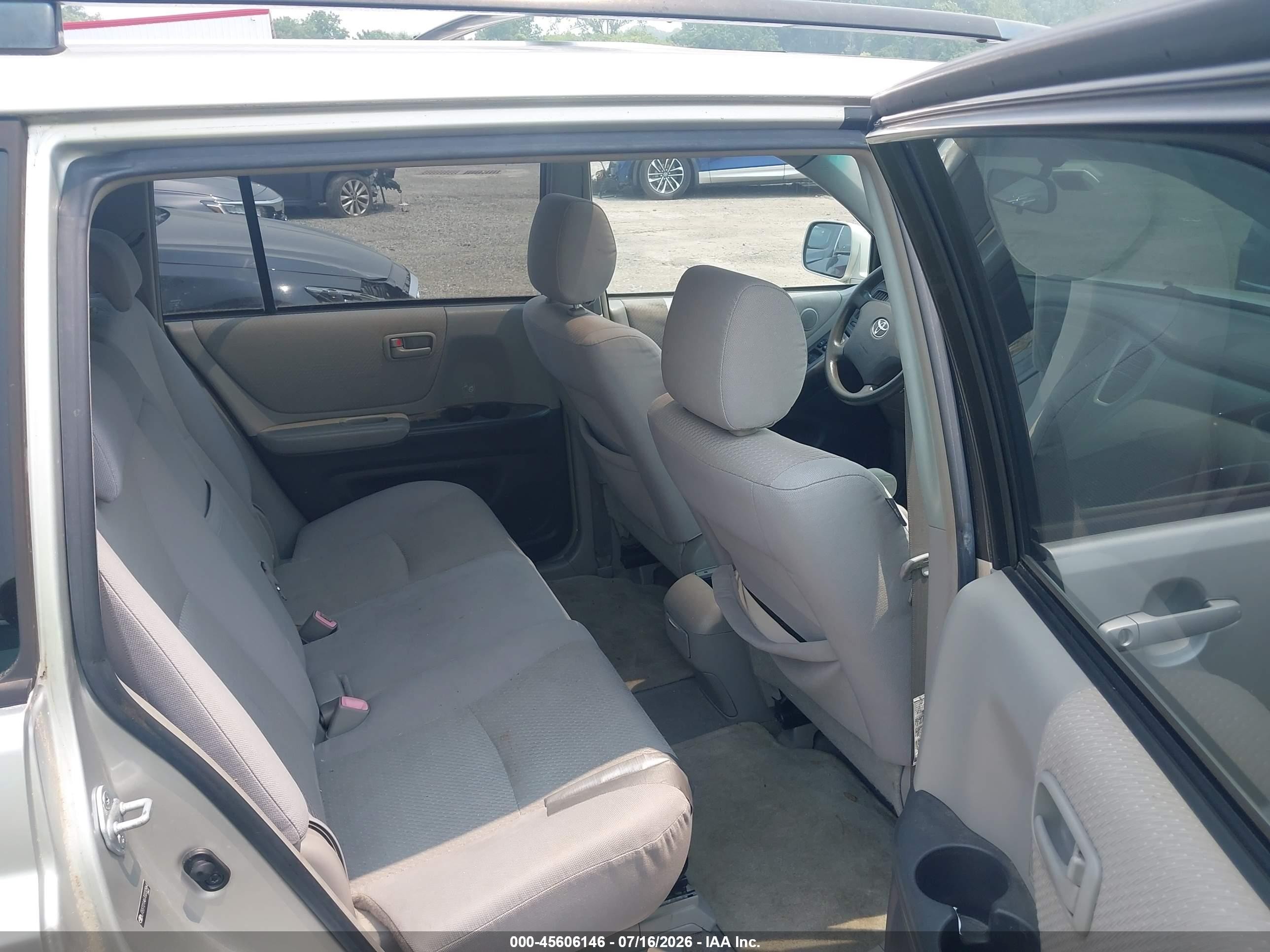 2007 Toyota Highlander 3rd Row Silver vin: JTEEP21A670220964