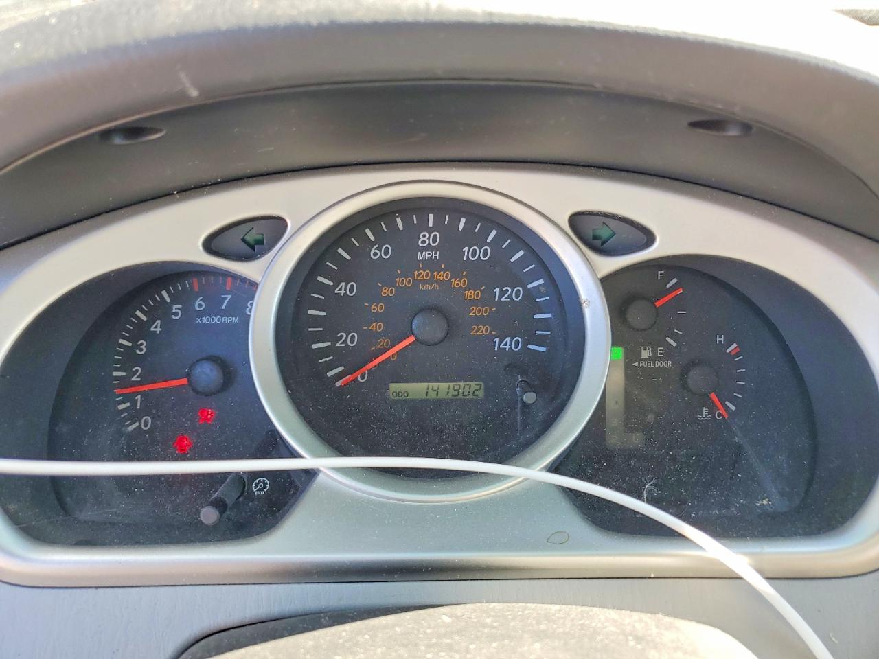 2007 Toyota Highlander Base Серебряный vin: JTEEP21A670228675