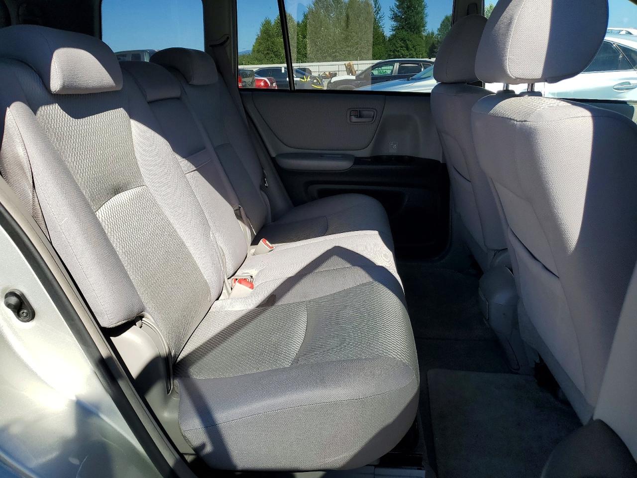 2007 Toyota Highlander Base Серебряный vin: JTEEP21A670228675