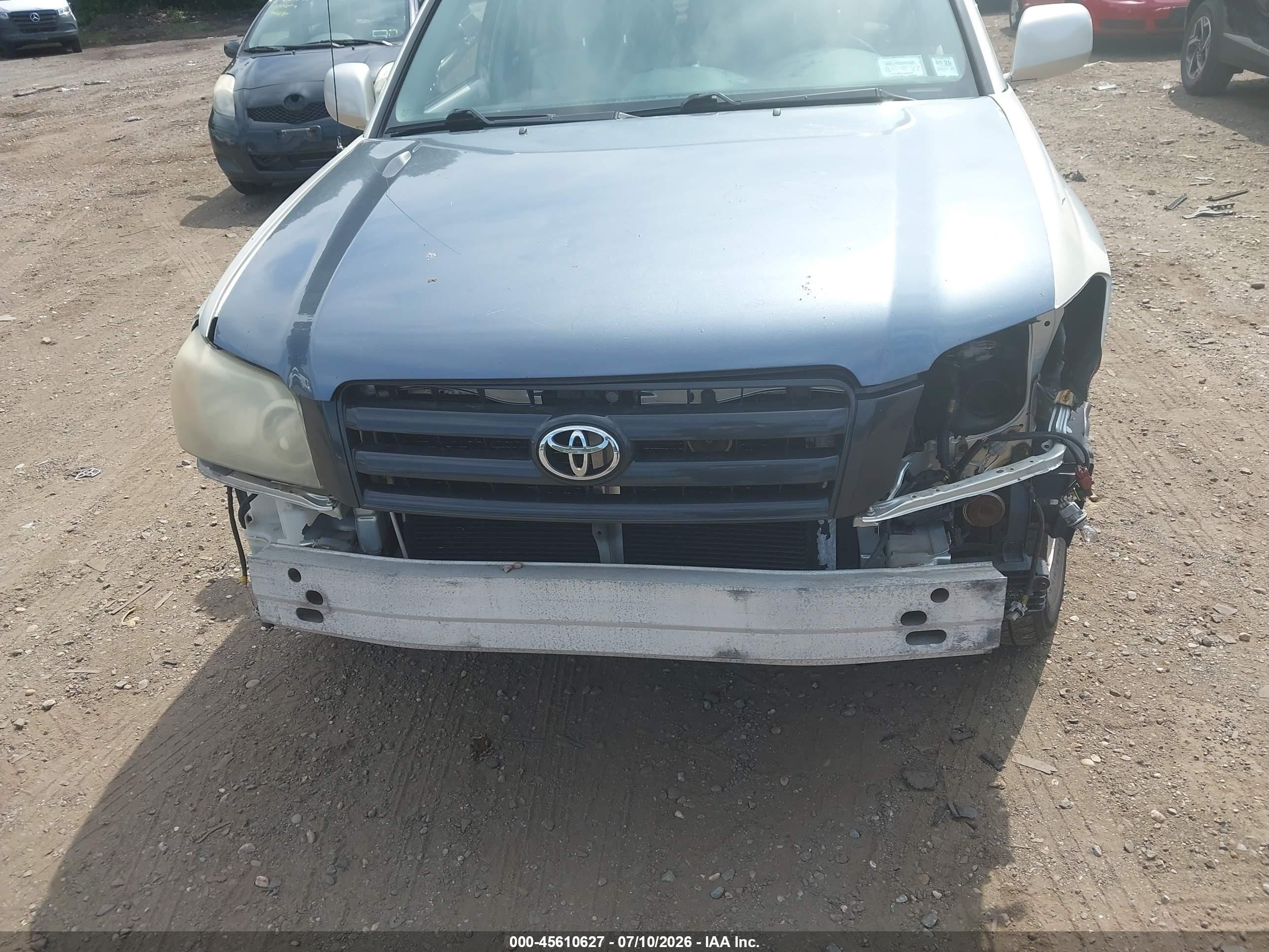 2004 Toyota Highlander V6 Серебряный vin: JTEEP21A740009199