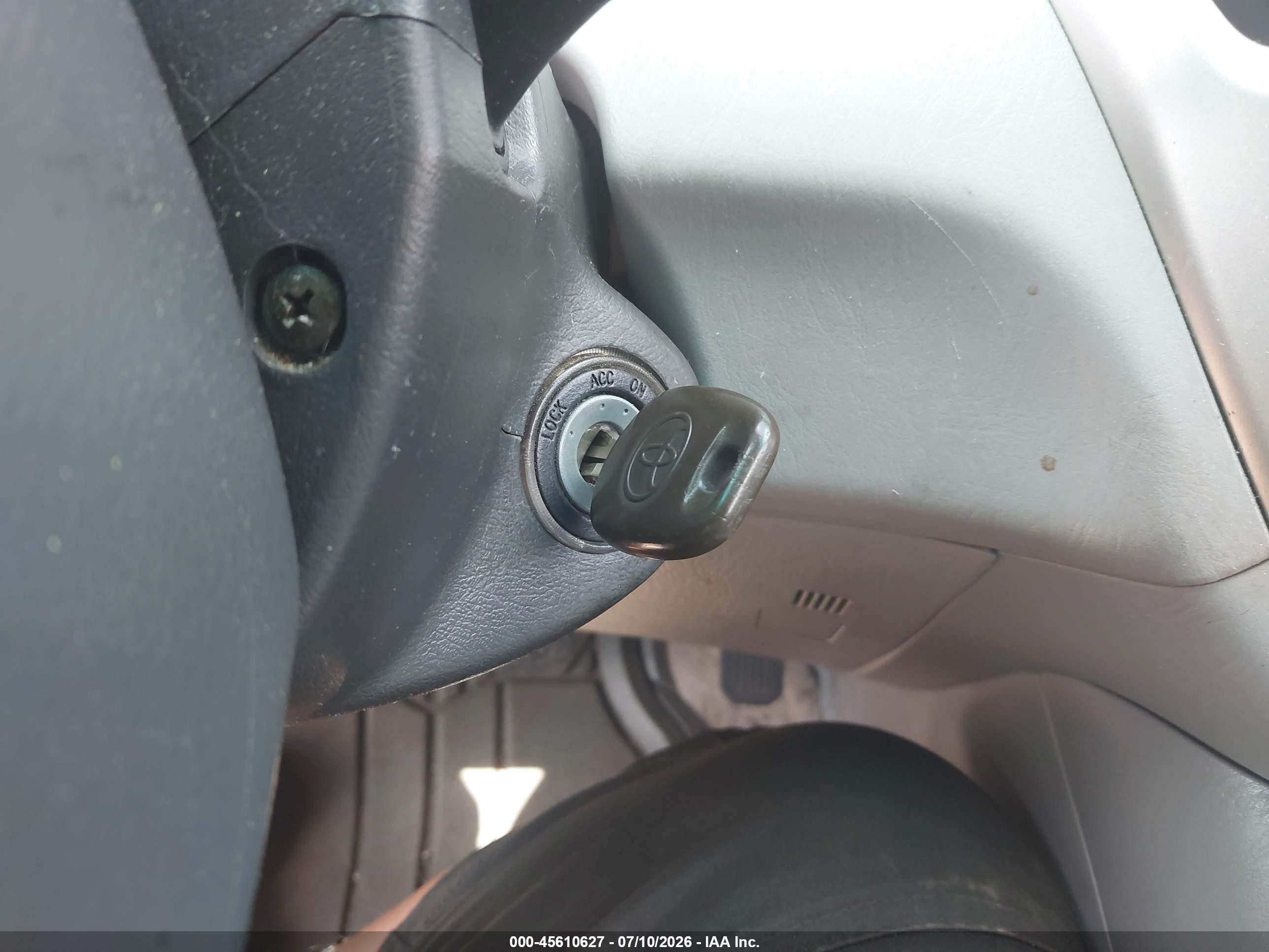 2004 Toyota Highlander V6 Серебряный vin: JTEEP21A740009199