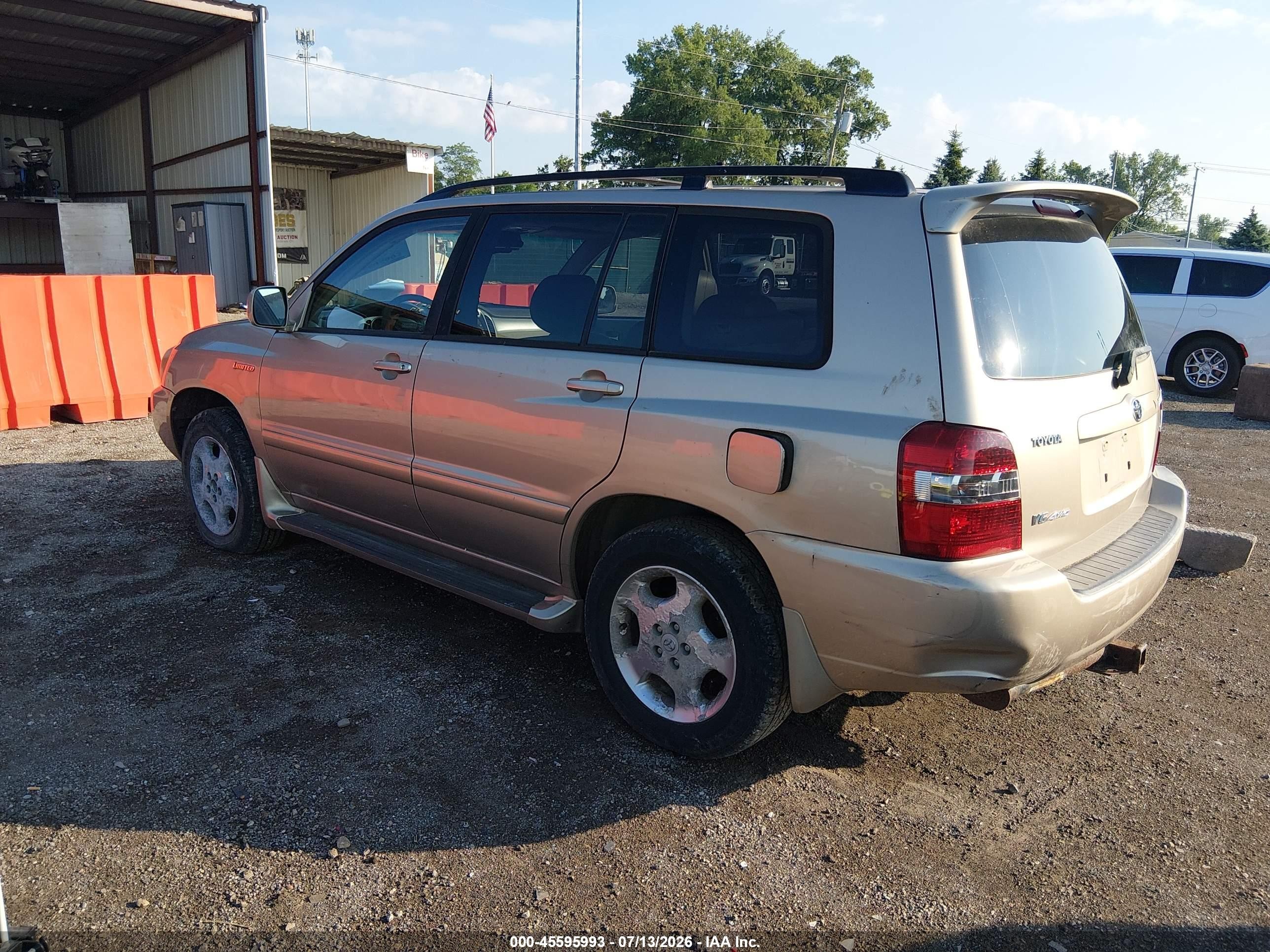 2004 Toyota Highlander Limited V6 Gold vin: JTEEP21A740011115