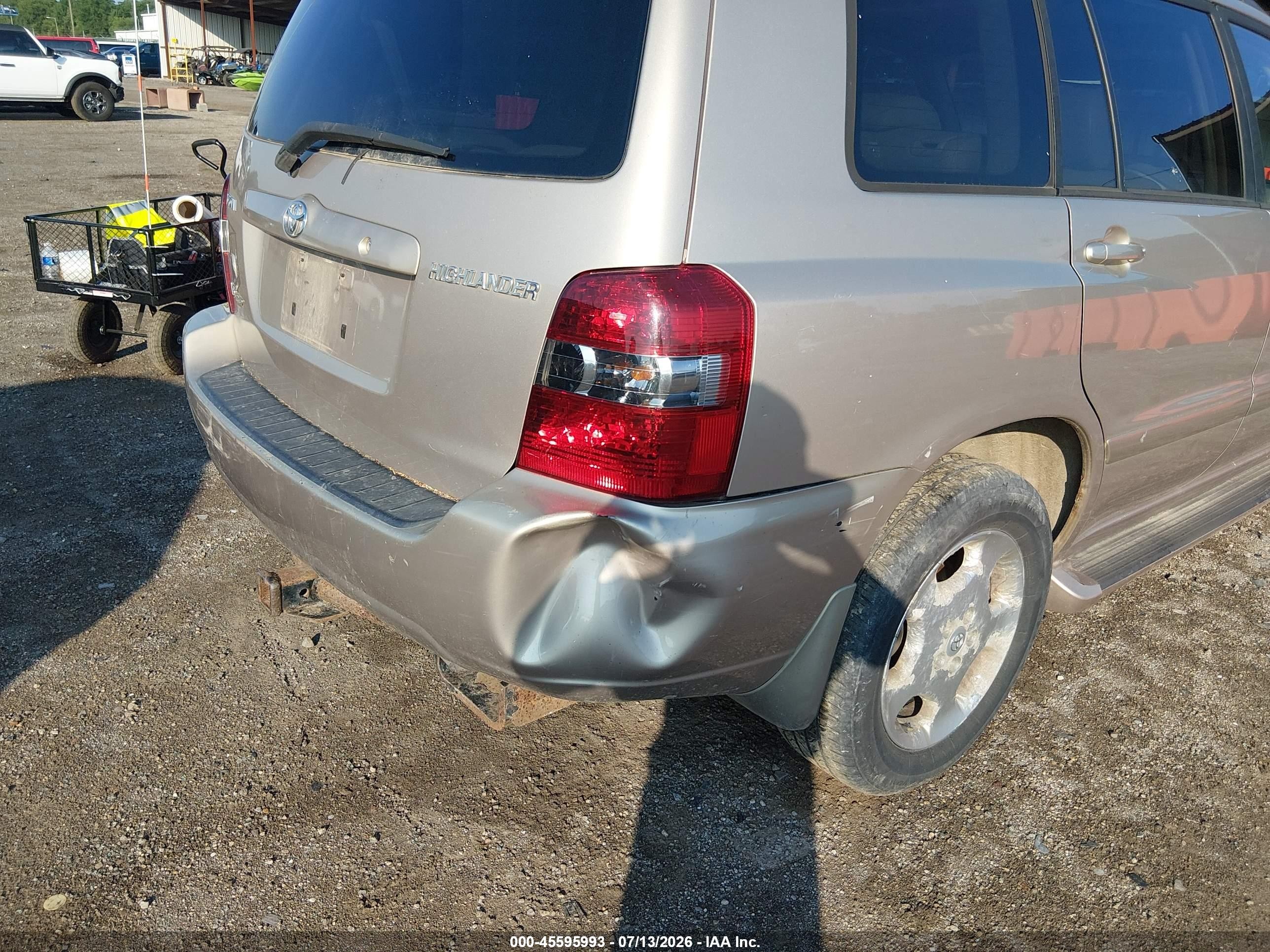 2004 Toyota Highlander Limited V6 Gold vin: JTEEP21A740011115