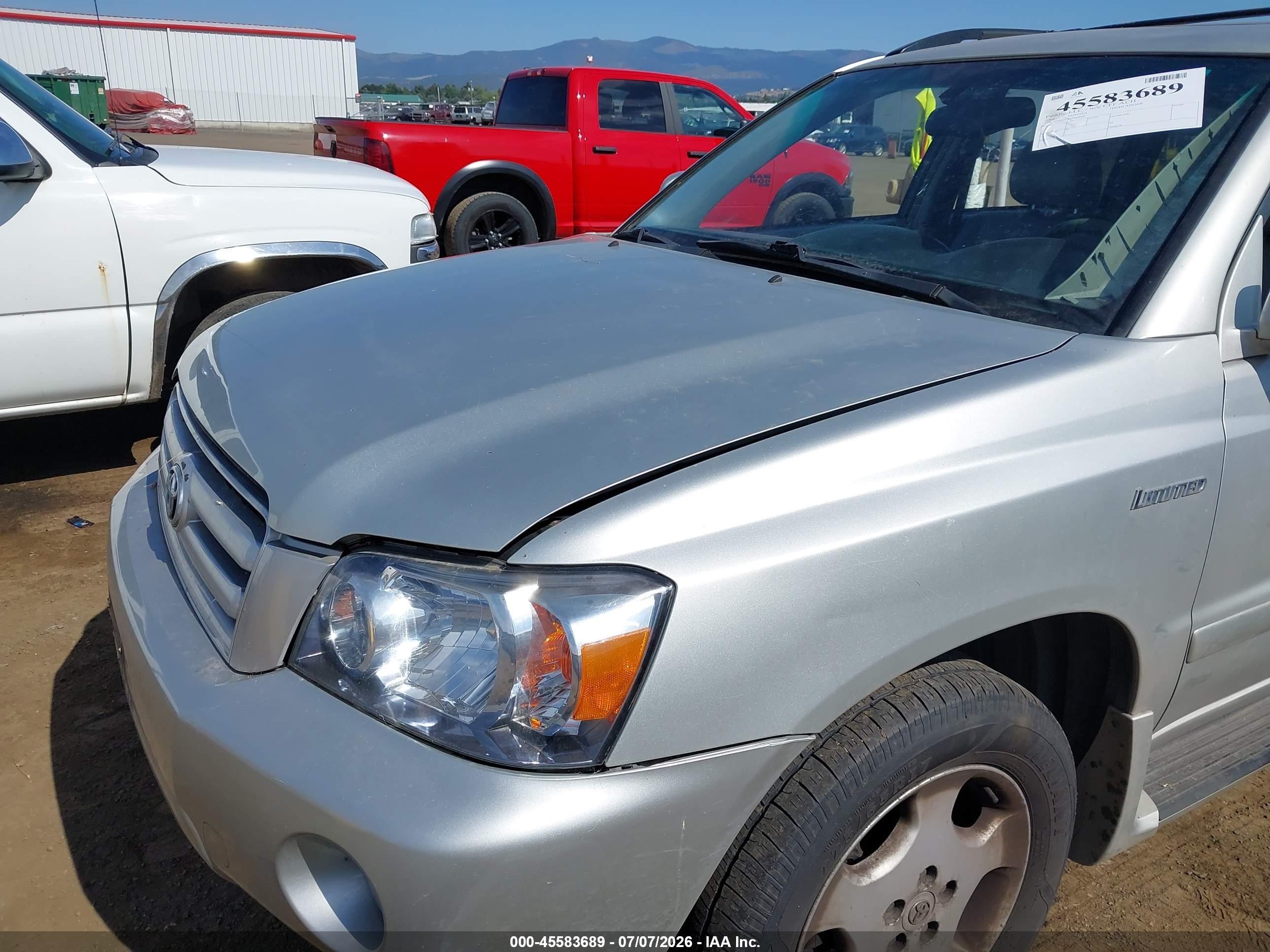 2004 Toyota Highlander Limited V6 Silver vin: JTEEP21A740018209