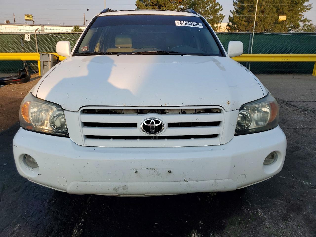 2004 Toyota Highlander Limited Белый vin: JTEEP21A740026813