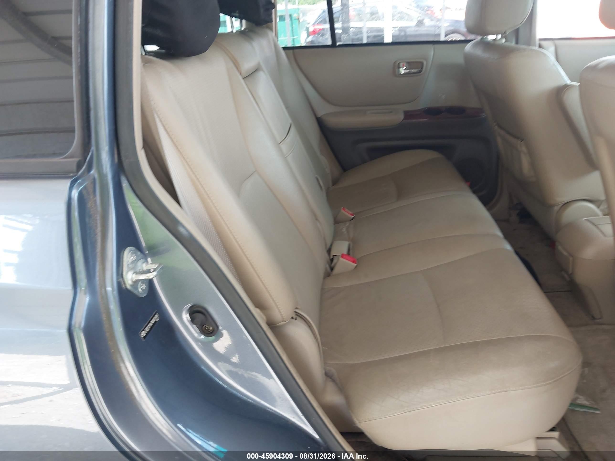 2004 Toyota Highlander Limited V6 Blue vin: JTEEP21A740026861