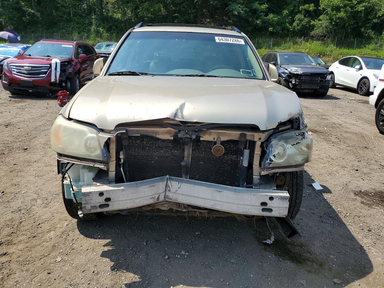 2004 Toyota Highlander Base Black vin: JTEEP21A740047127