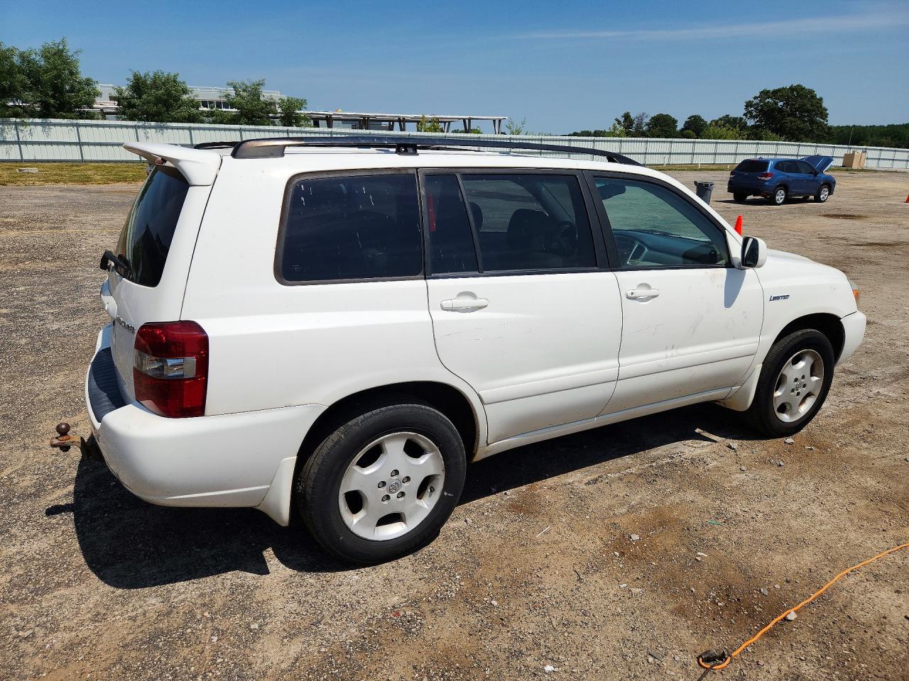 2005 Toyota Highlander Limited Белый vin: JTEEP21A750133443