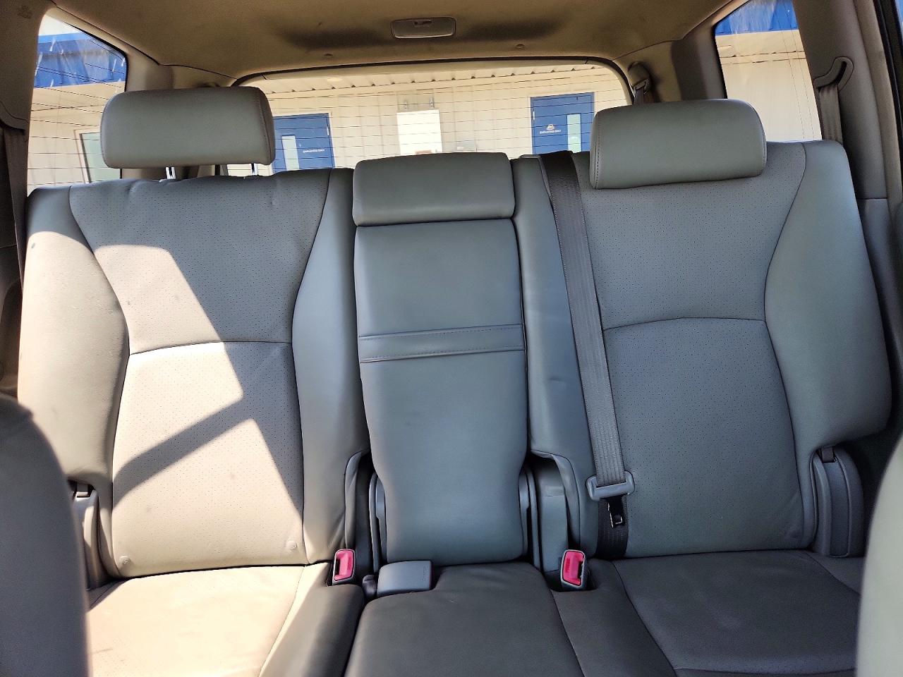 2005 Toyota Highlander Limited Белый vin: JTEEP21A750133443
