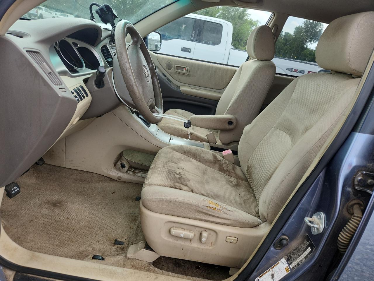 2006 Toyota Highlander Limited Blue vin: JTEEP21A760153760 Damage: Steering Wheel, Worn, Replacement Required