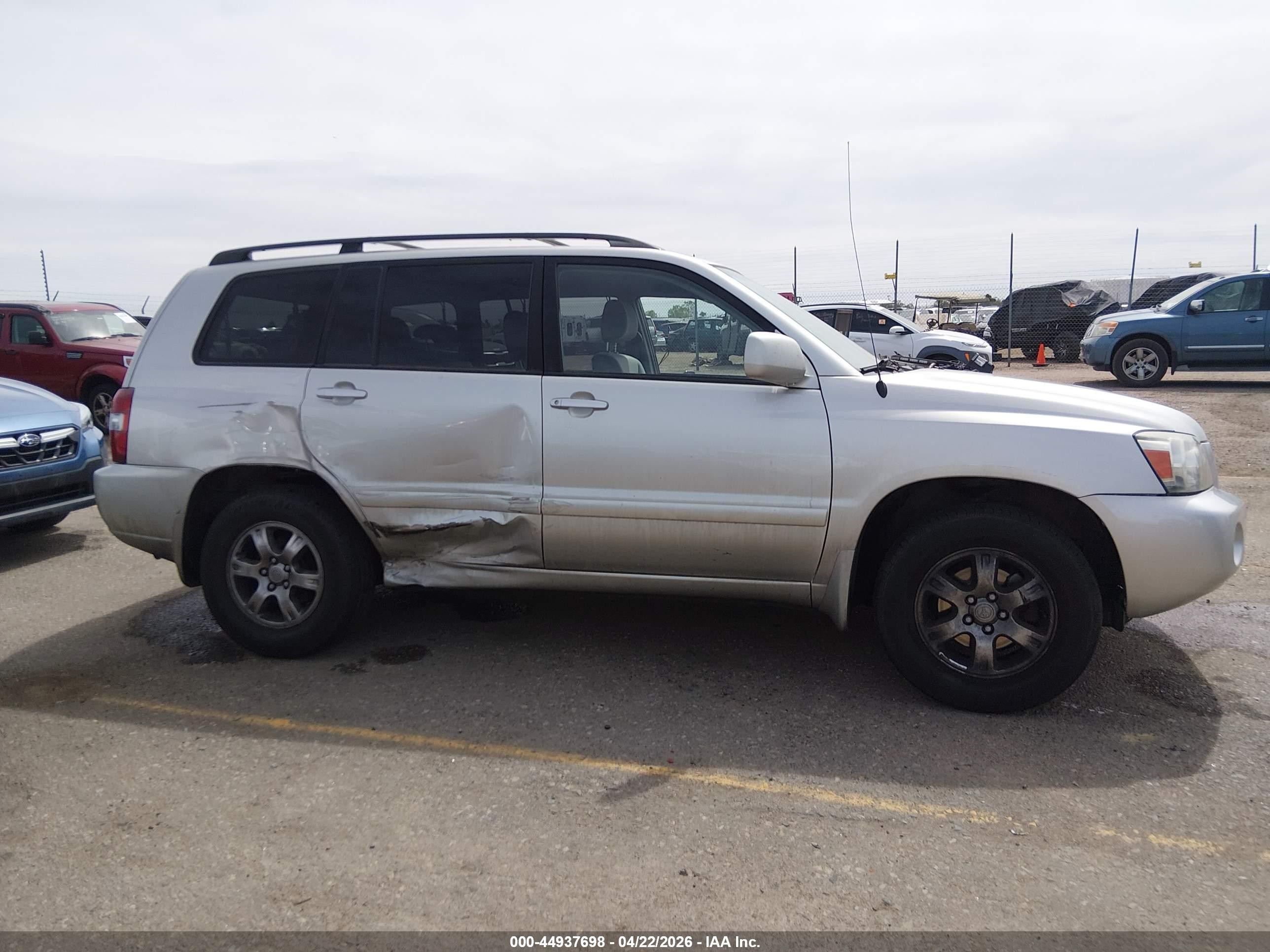 2004 Toyota Highlander V6 Silver vin: JTEEP21A840064583