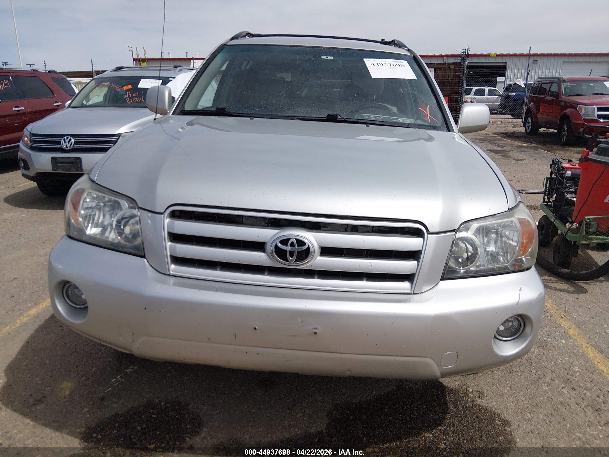 2004 Toyota Highlander V6 Silver vin: JTEEP21A840064583