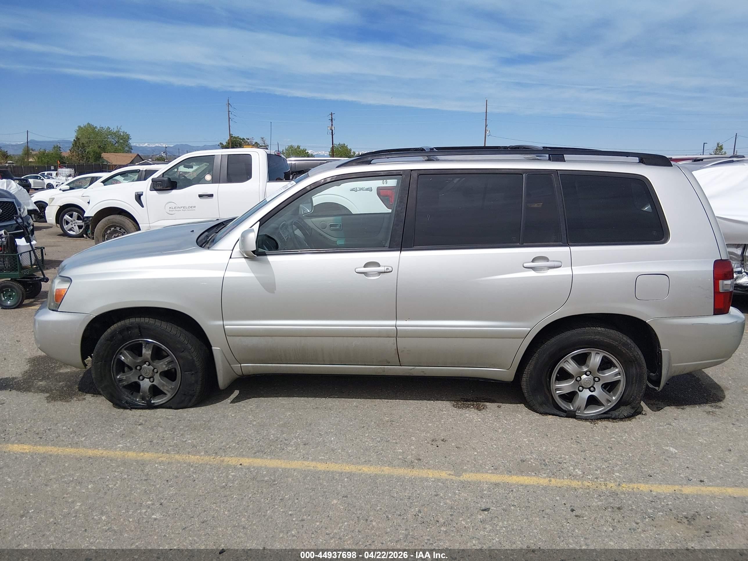 2004 Toyota Highlander V6 Silver vin: JTEEP21A840064583