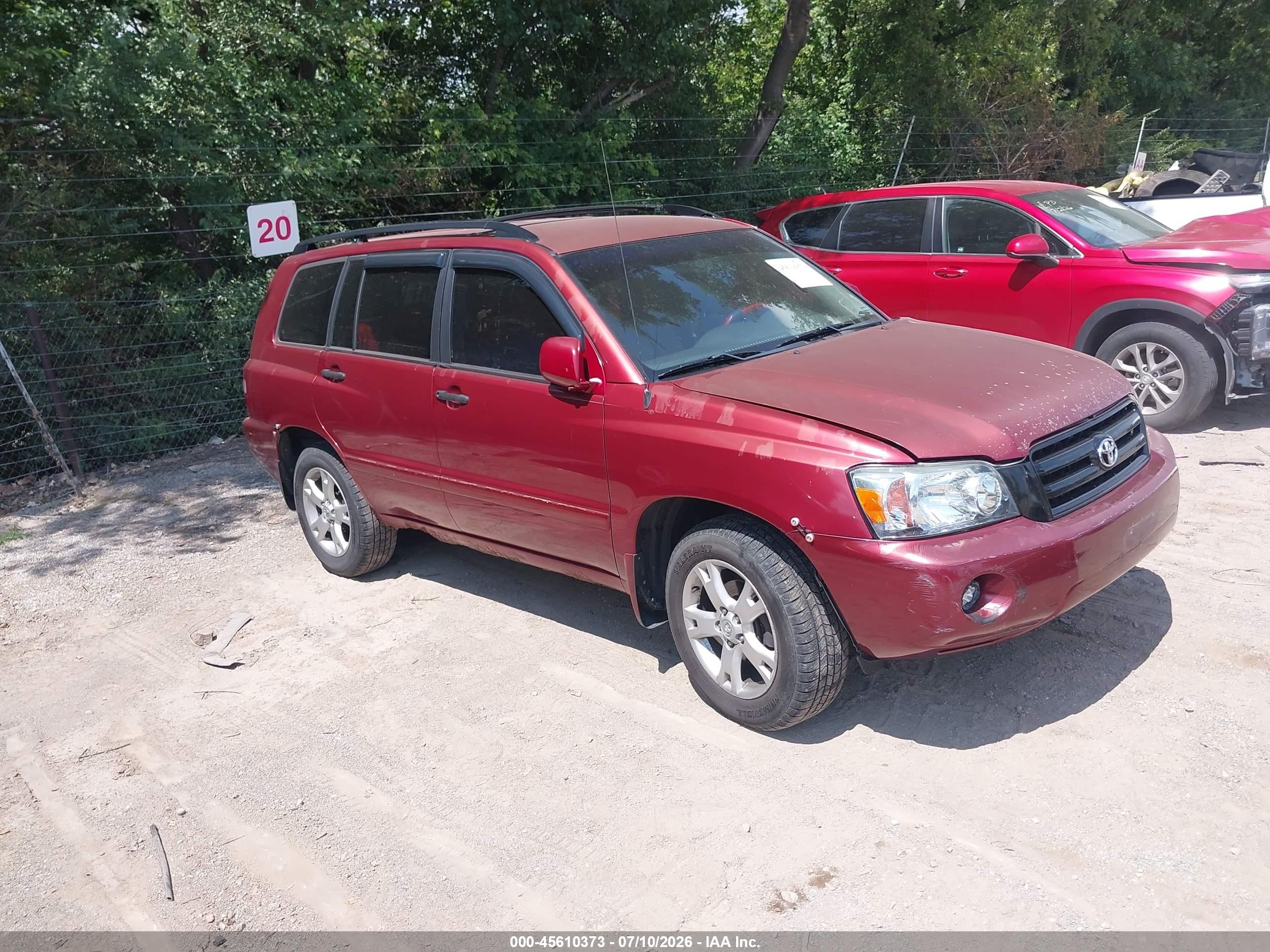 2005 Toyota Highlander V6 Burgundy vin: JTEEP21A850077299