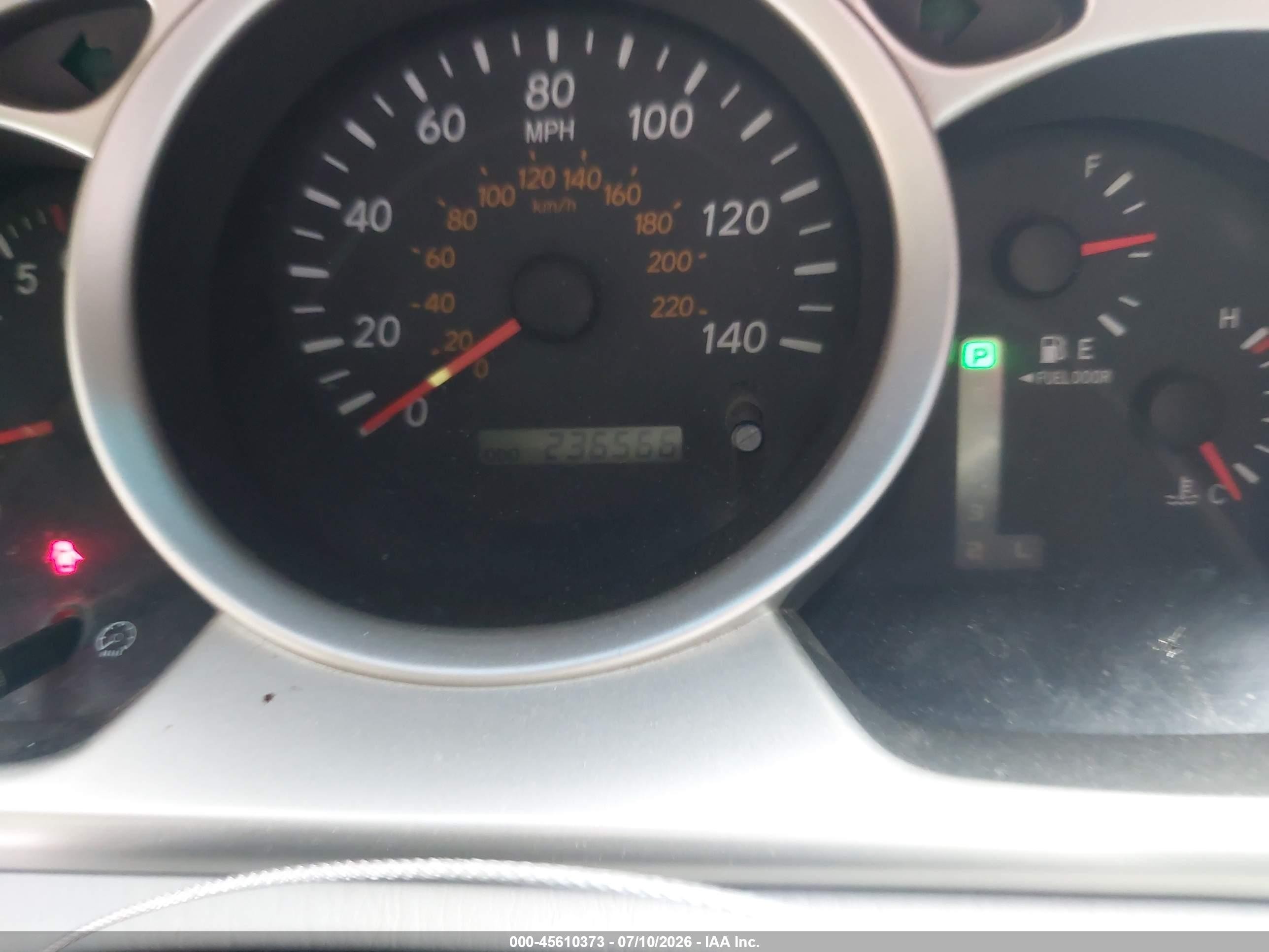 2005 Toyota Highlander V6 Burgundy vin: JTEEP21A850077299