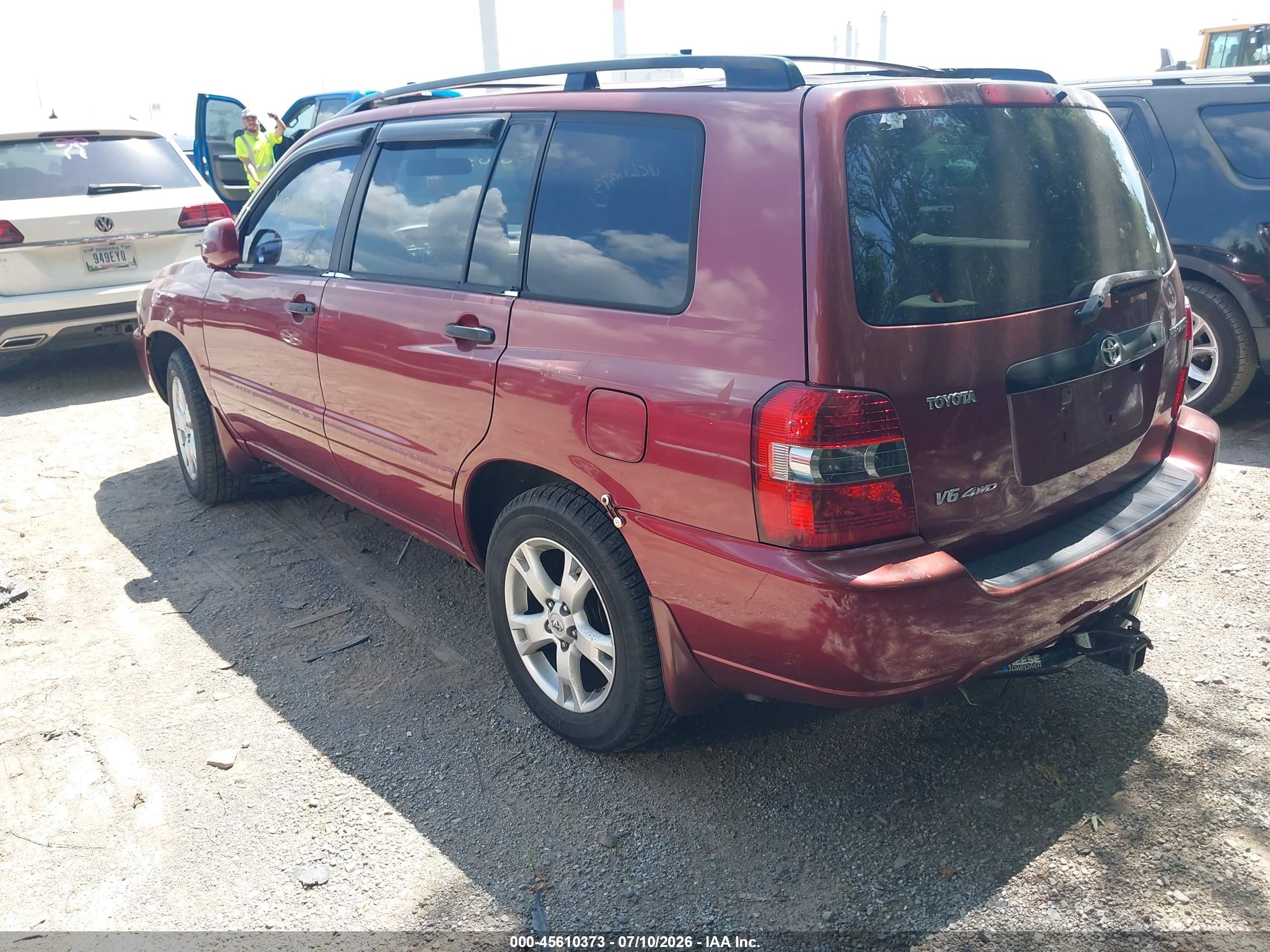 2005 Toyota Highlander V6 Burgundy vin: JTEEP21A850077299