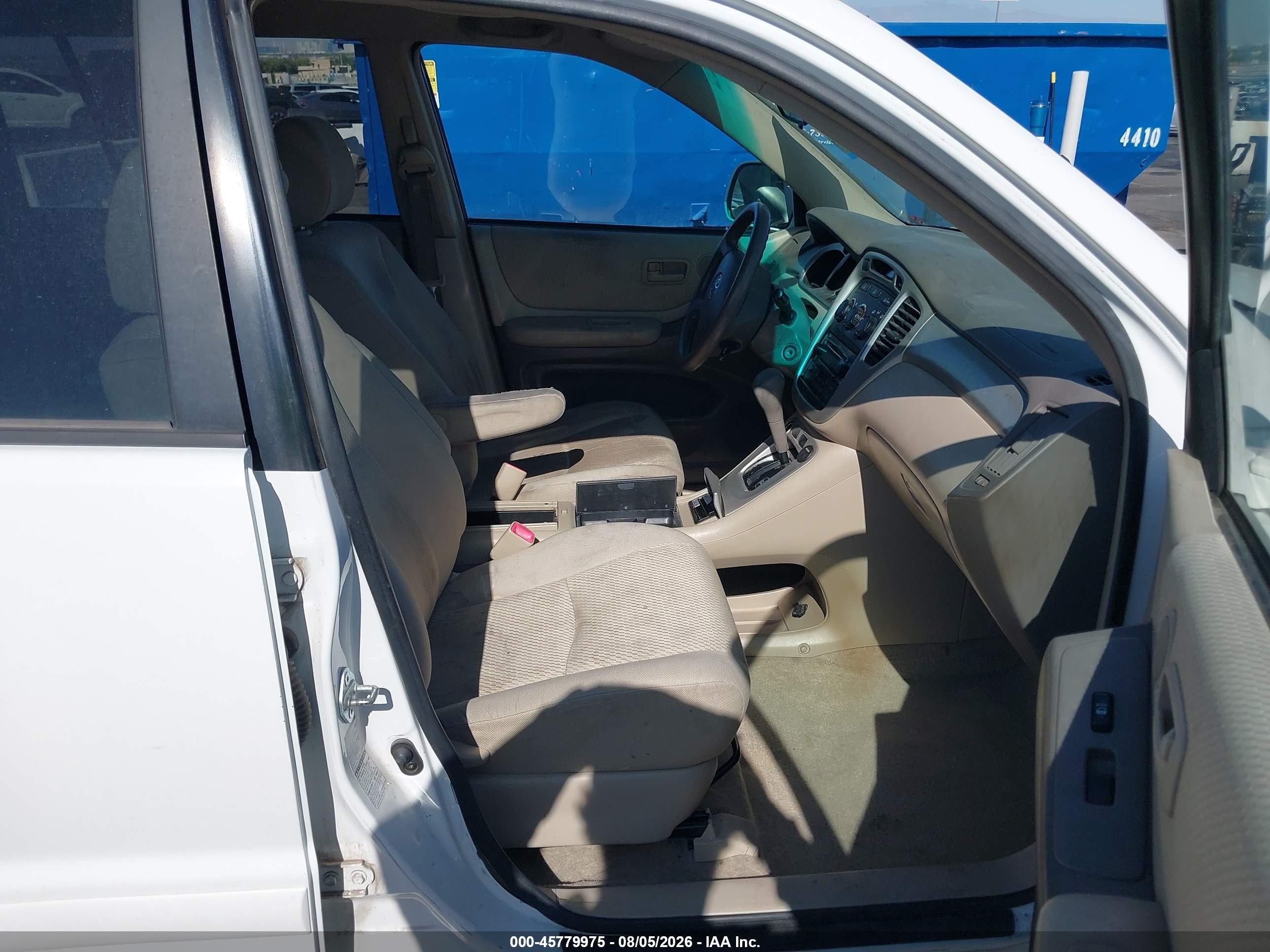 2005 Toyota Highlander V6 White vin: JTEEP21A850114965
