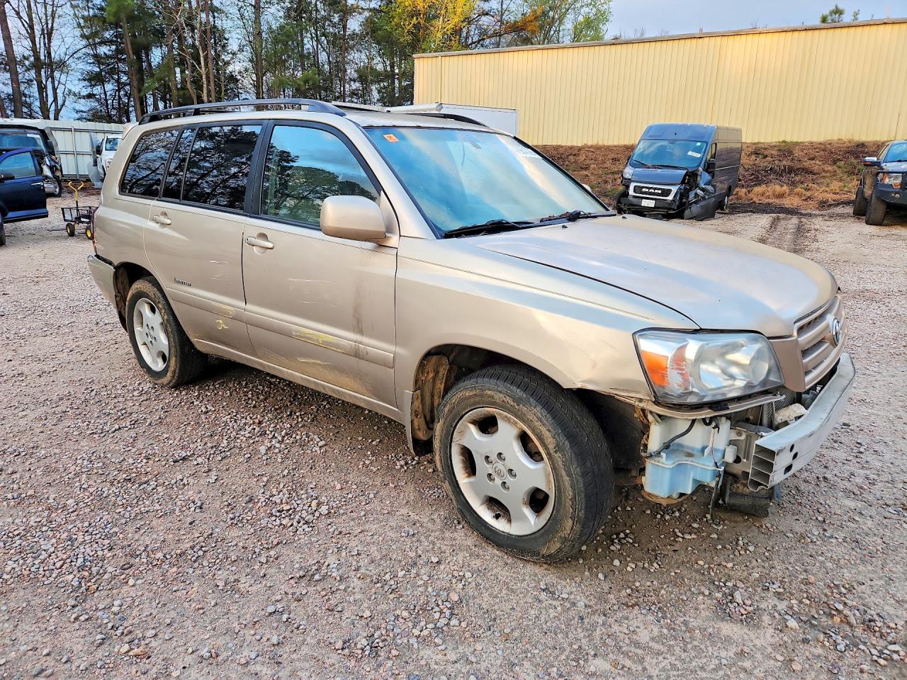 2007 Toyota Highlander Limited Gold vin: JTEEP21A870224899