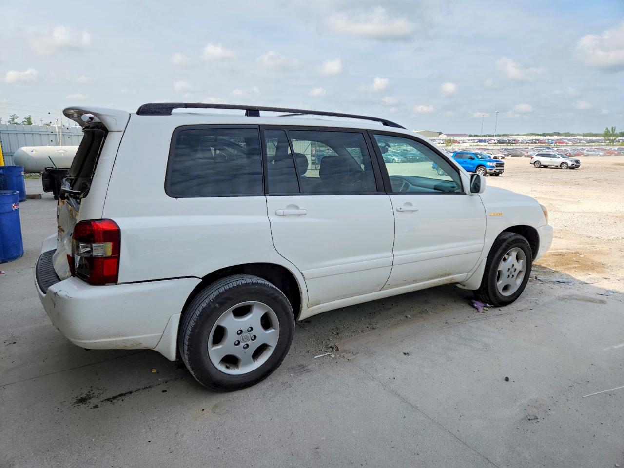 2004 Toyota Highlander Limited White vin: JTEEP21A940014260