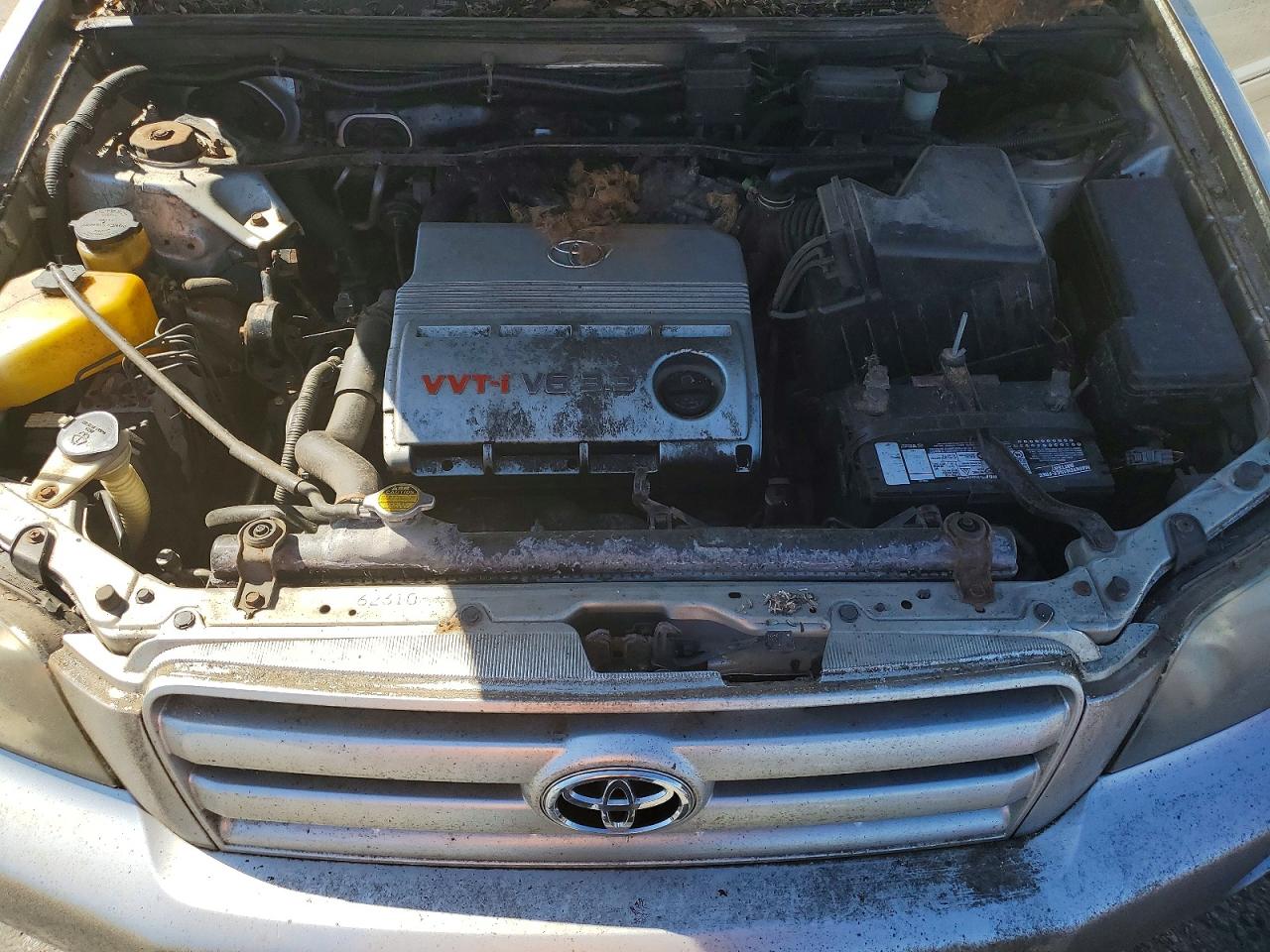 2005 Toyota Highlander Limited Silver vin: JTEEP21A950072435