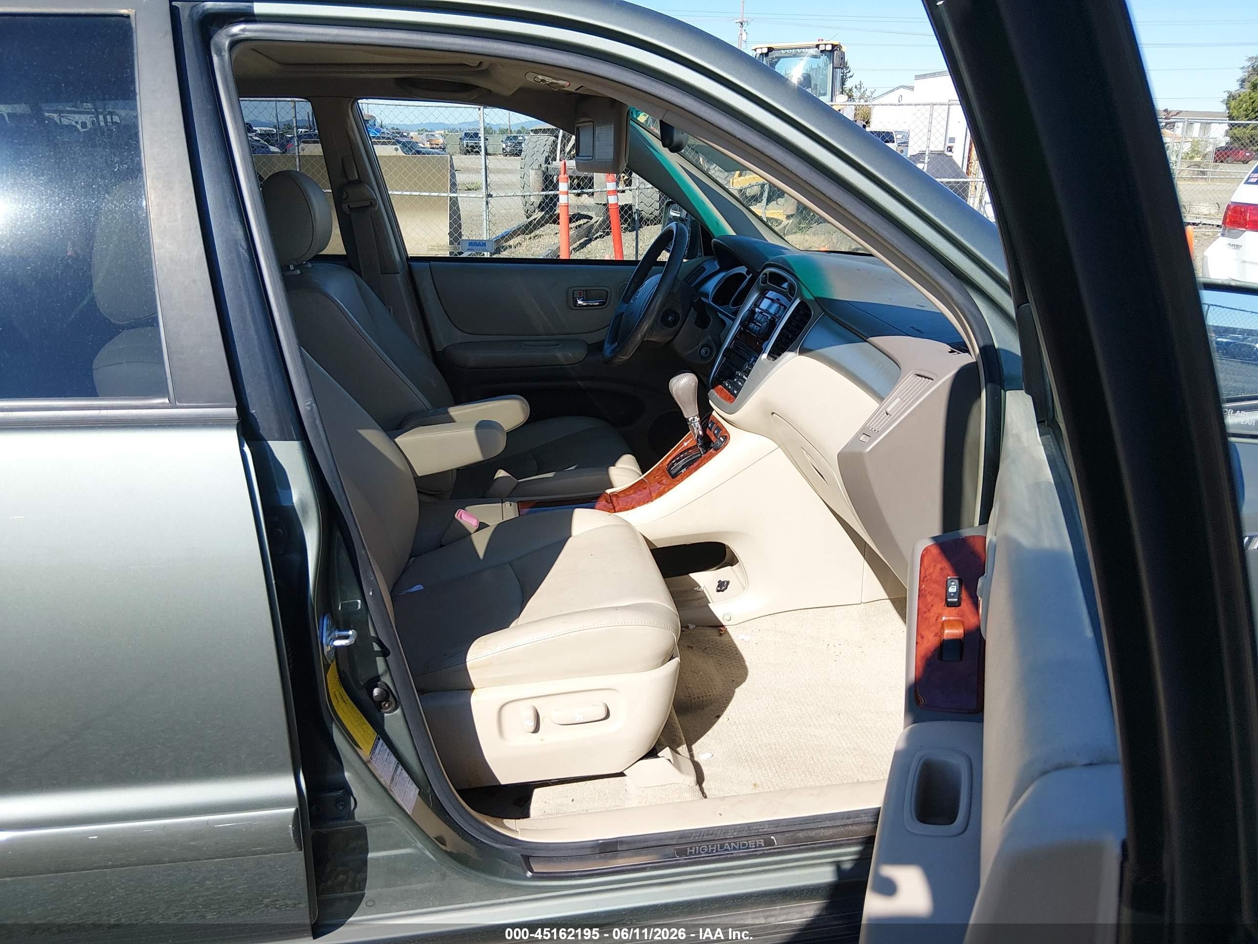 2005 Toyota Highlander Limited V6 Зеленый vin: JTEEP21A950073696