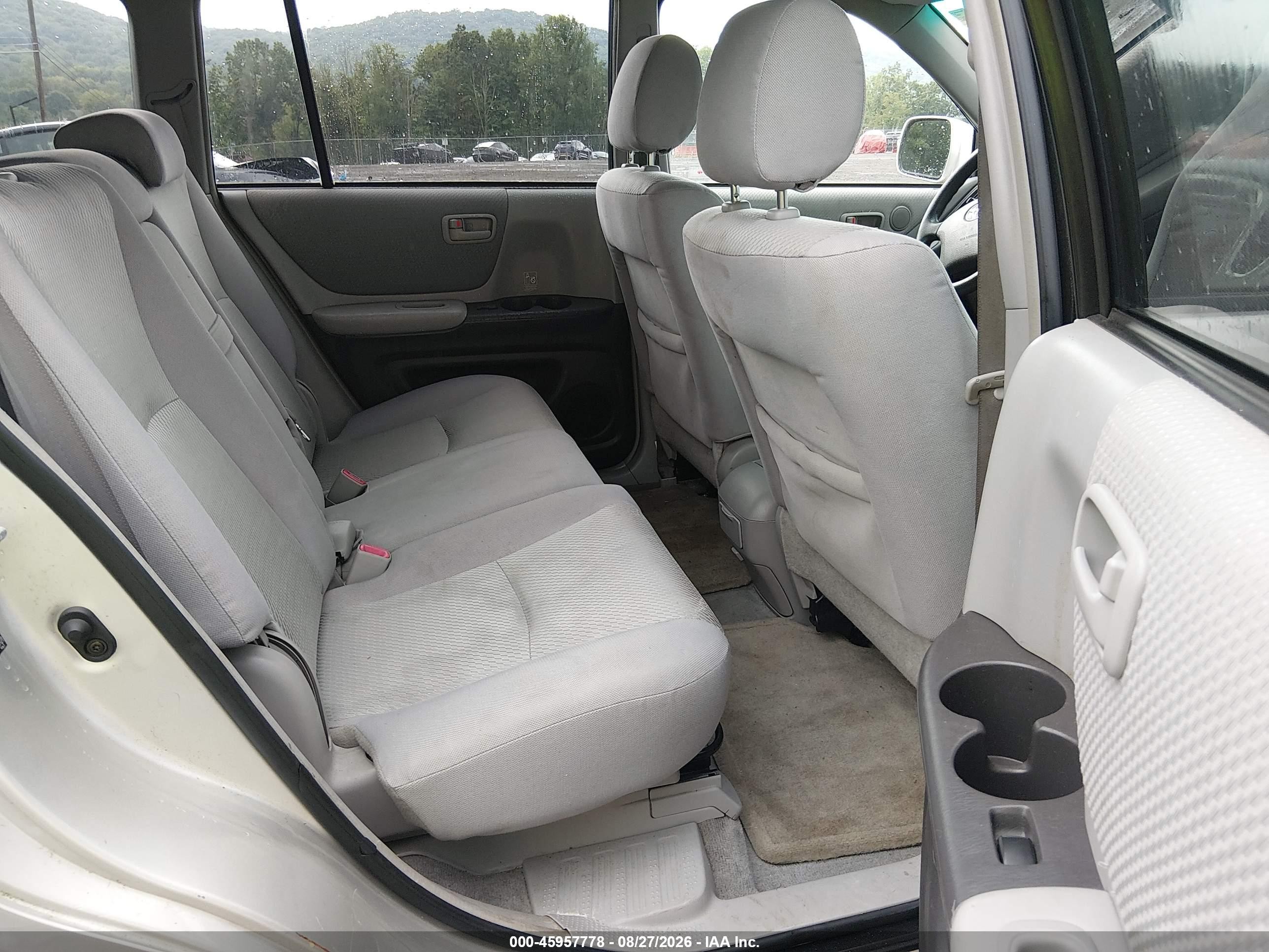 2005 Toyota Highlander V6 Серебряный vin: JTEEP21A950090921