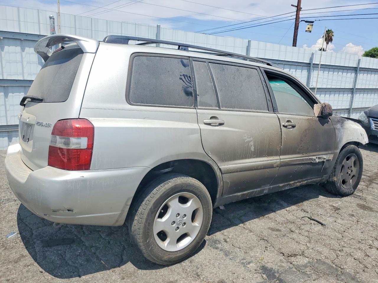 2005 Toyota Highlander Limited Tan vin: JTEEP21A950091065