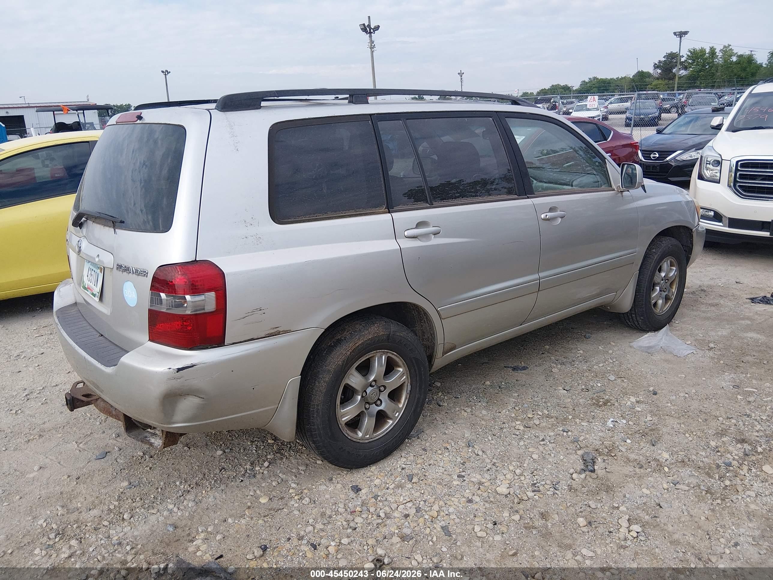 2005 Toyota Highlander V6 Silver vin: JTEEP21A950129751
