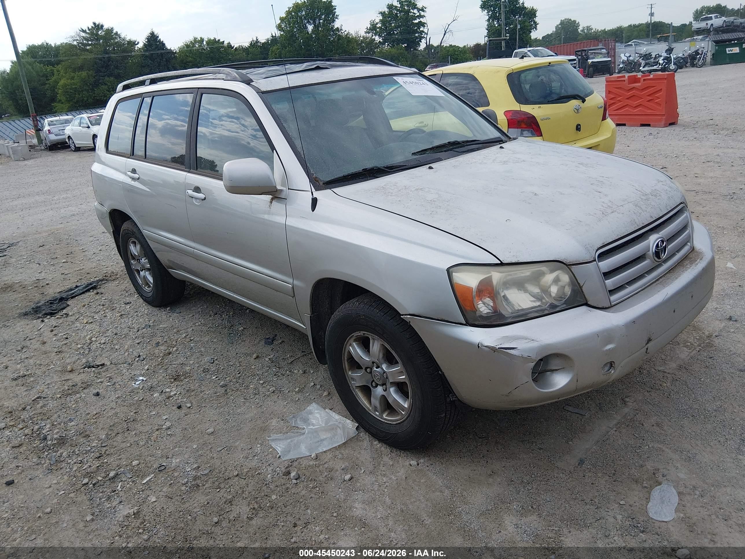 2005 Toyota Highlander V6 Silver vin: JTEEP21A950129751