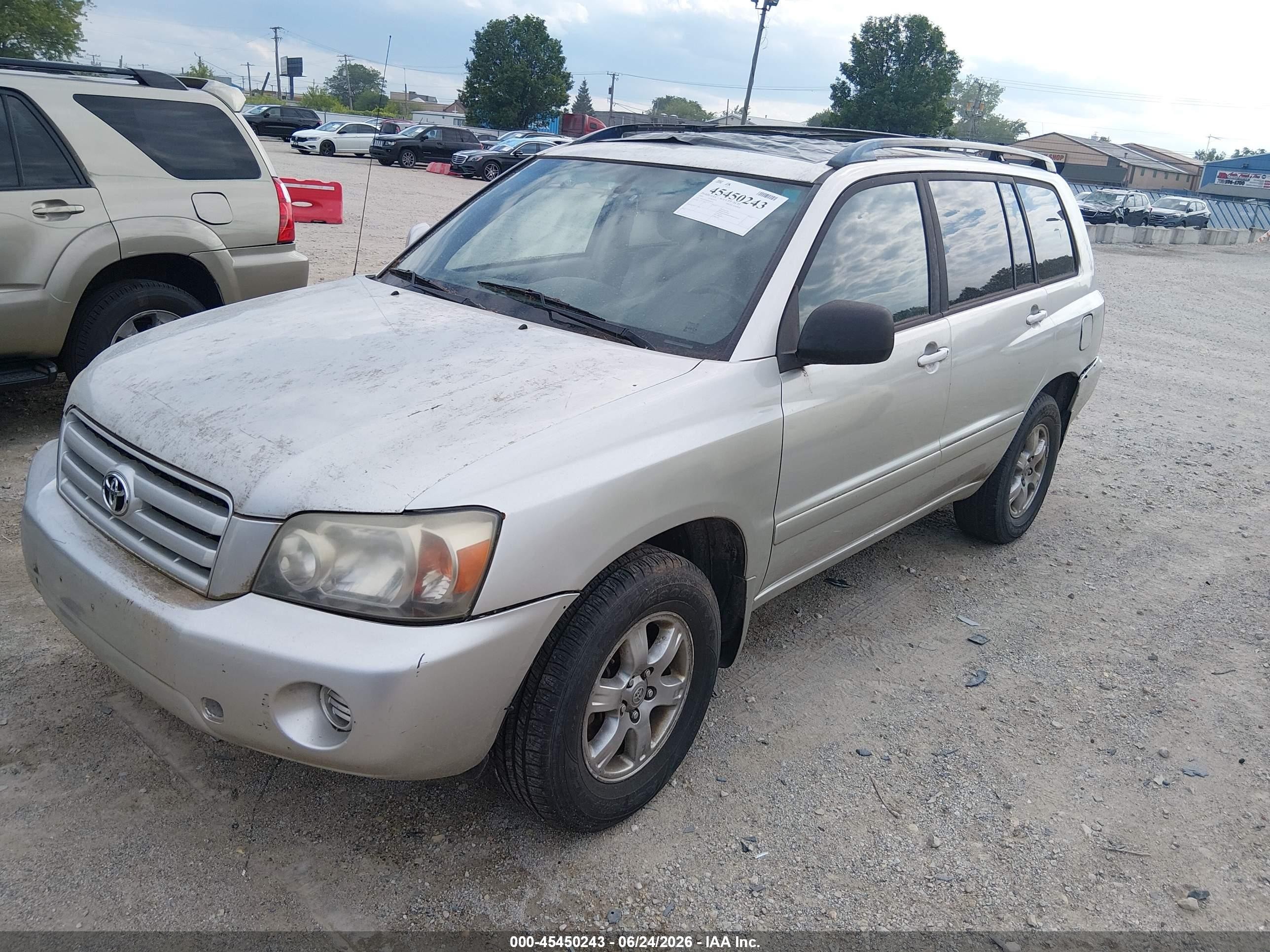 2005 Toyota Highlander V6 Silver vin: JTEEP21A950129751