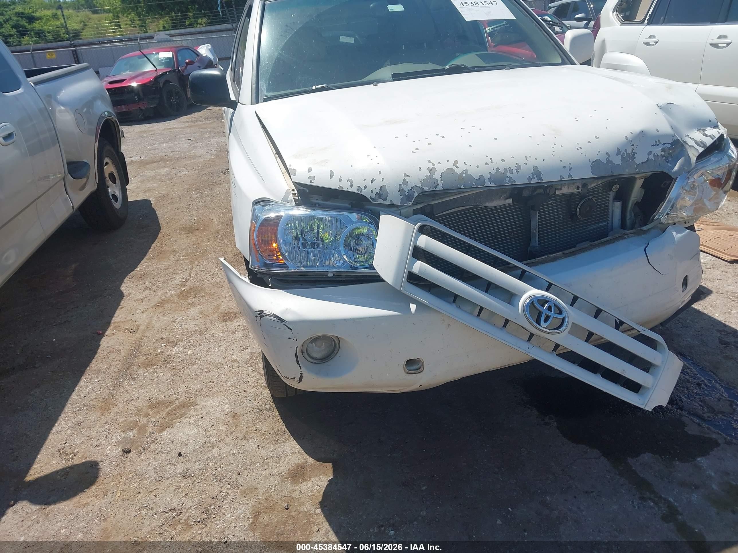 2006 Toyota Highlander Limited V6 White vin: JTEEP21A960157437