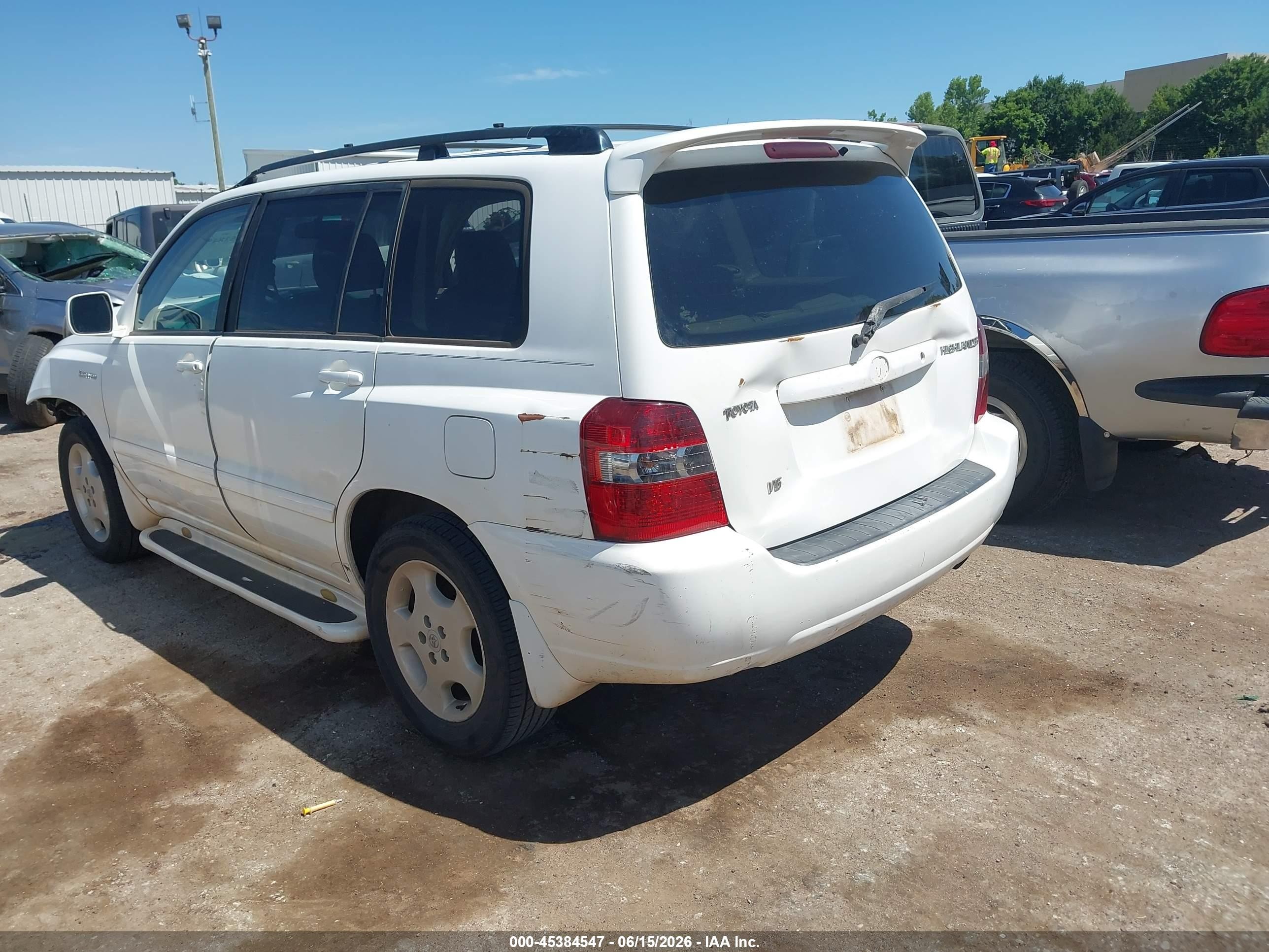 2006 Toyota Highlander Limited V6 White vin: JTEEP21A960157437