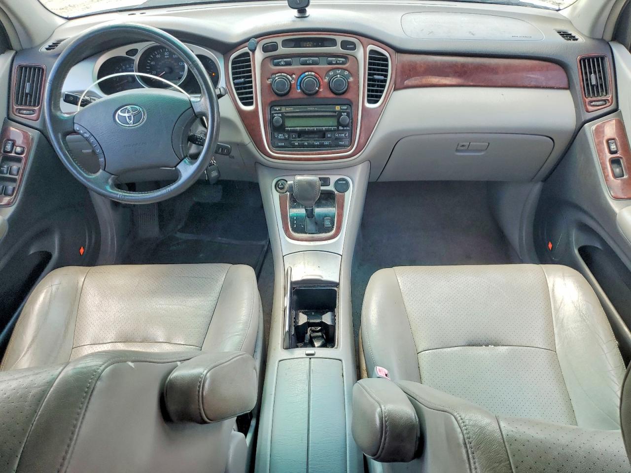 2007 Toyota Highlander Base Серебряный vin: JTEEP21A970204256