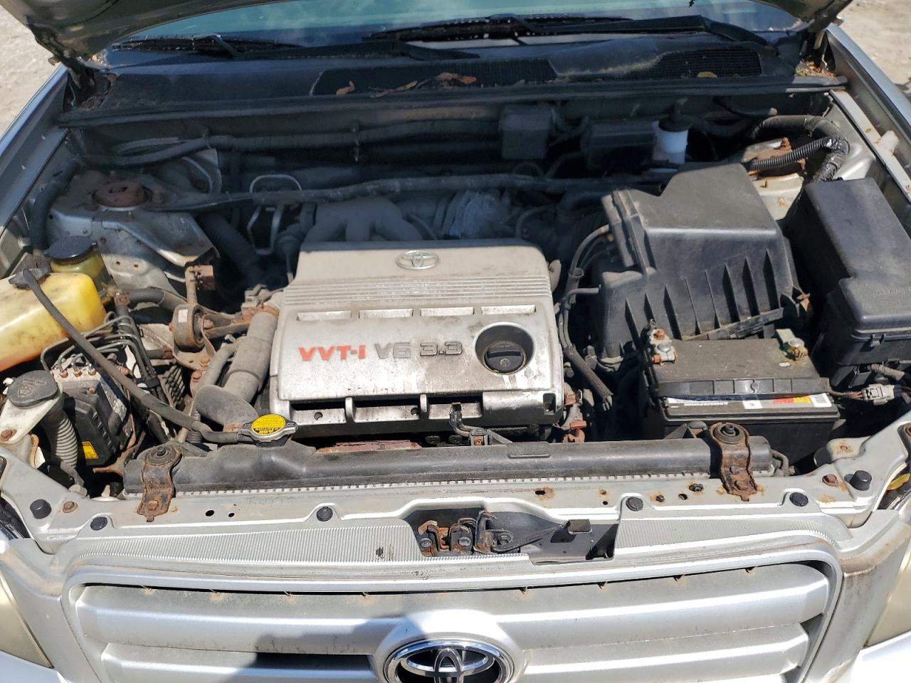 2007 Toyota Highlander Base Серебряный vin: JTEEP21A970204256