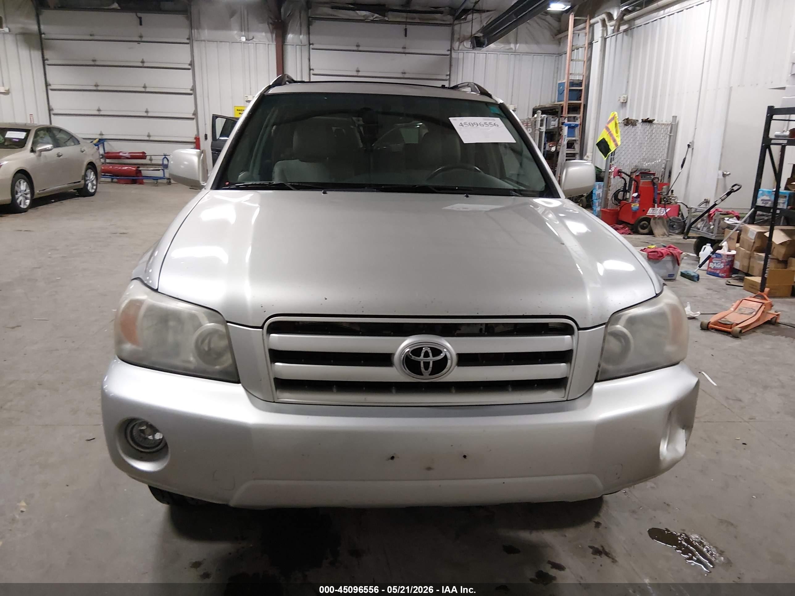 2007 Toyota Highlander Limited V6 Silver vin: JTEEP21A970210798