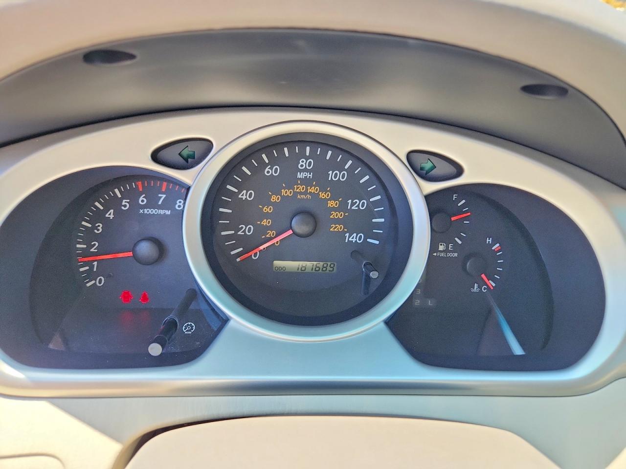 2004 Toyota Highlander Limited Gold vin: JTEEP21AX40002019