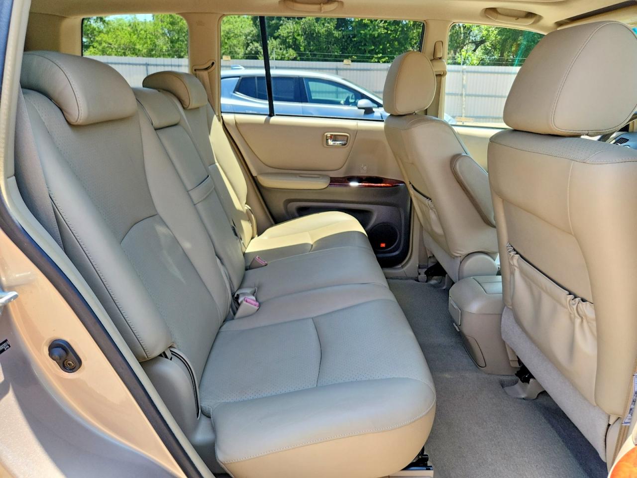 2004 Toyota Highlander Limited Gold vin: JTEEP21AX40002019