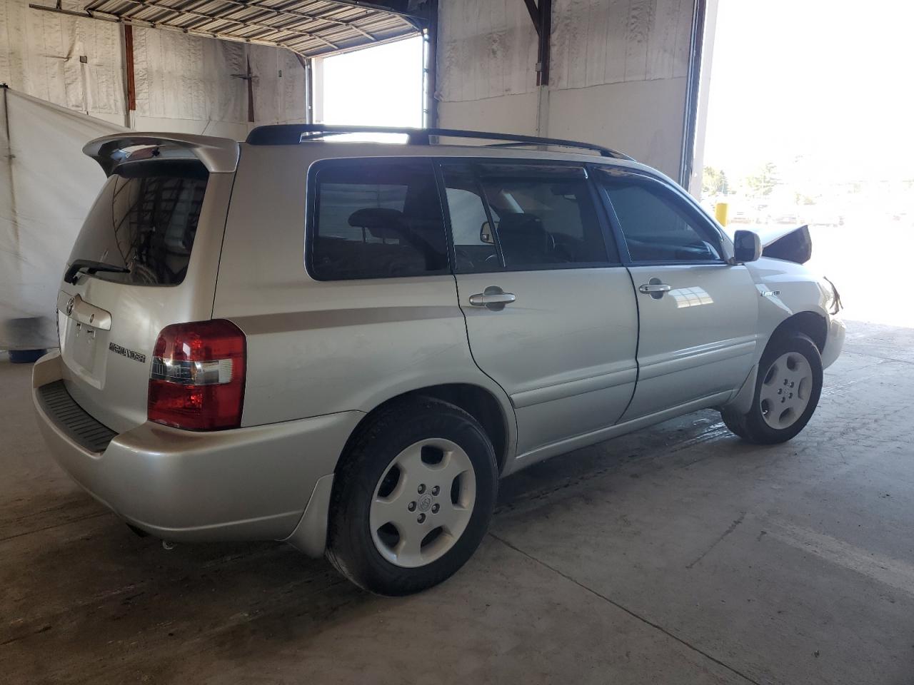 2005 Toyota Highlander Limited Silver vin: JTEEP21AX50075313