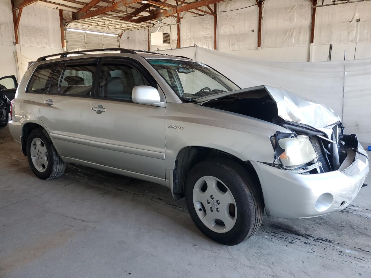 2005 Toyota Highlander Limited Silver vin: JTEEP21AX50075313
