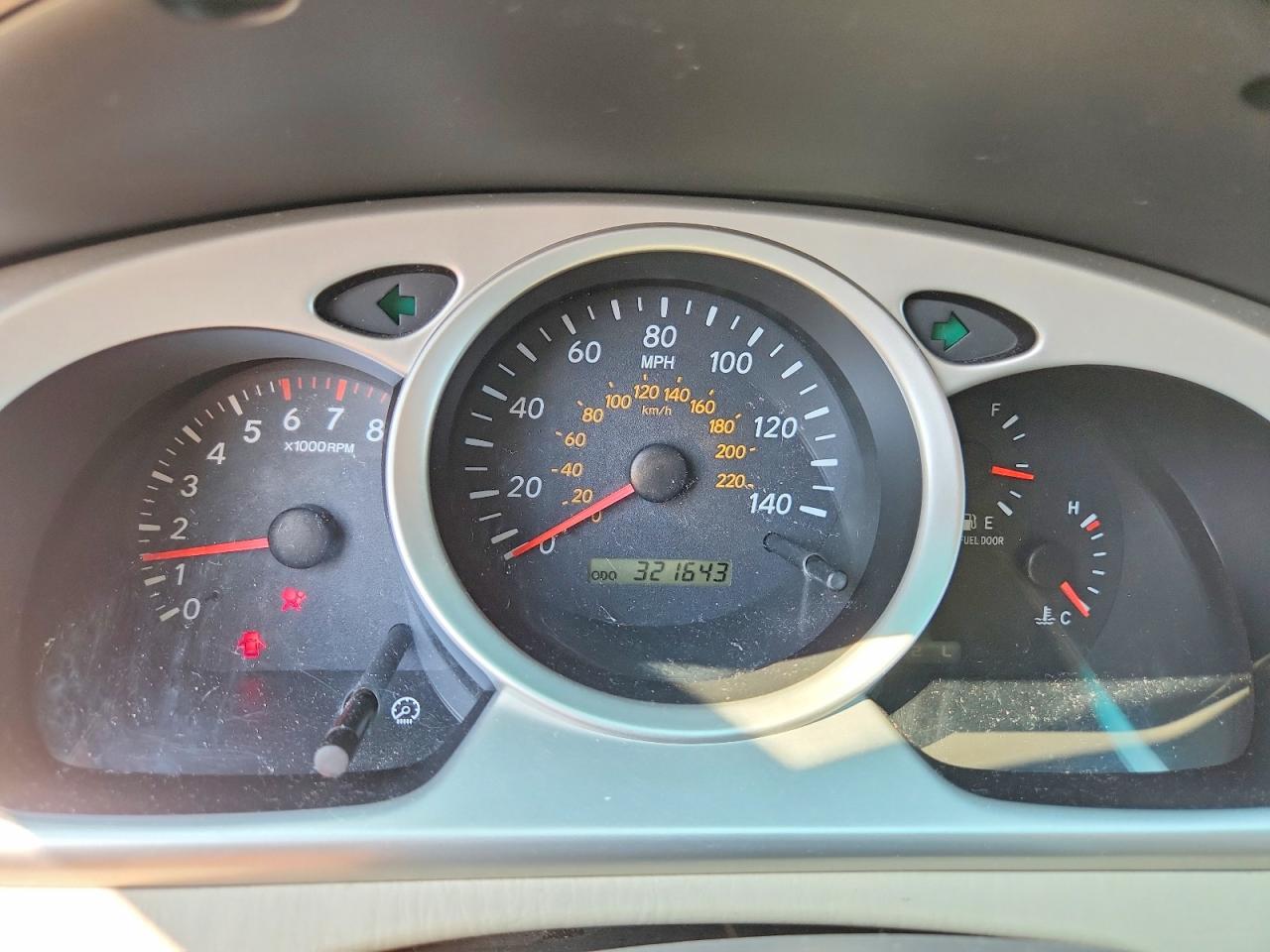 2005 Toyota Highlander Limited Золотой vin: JTEEP21AX50079488