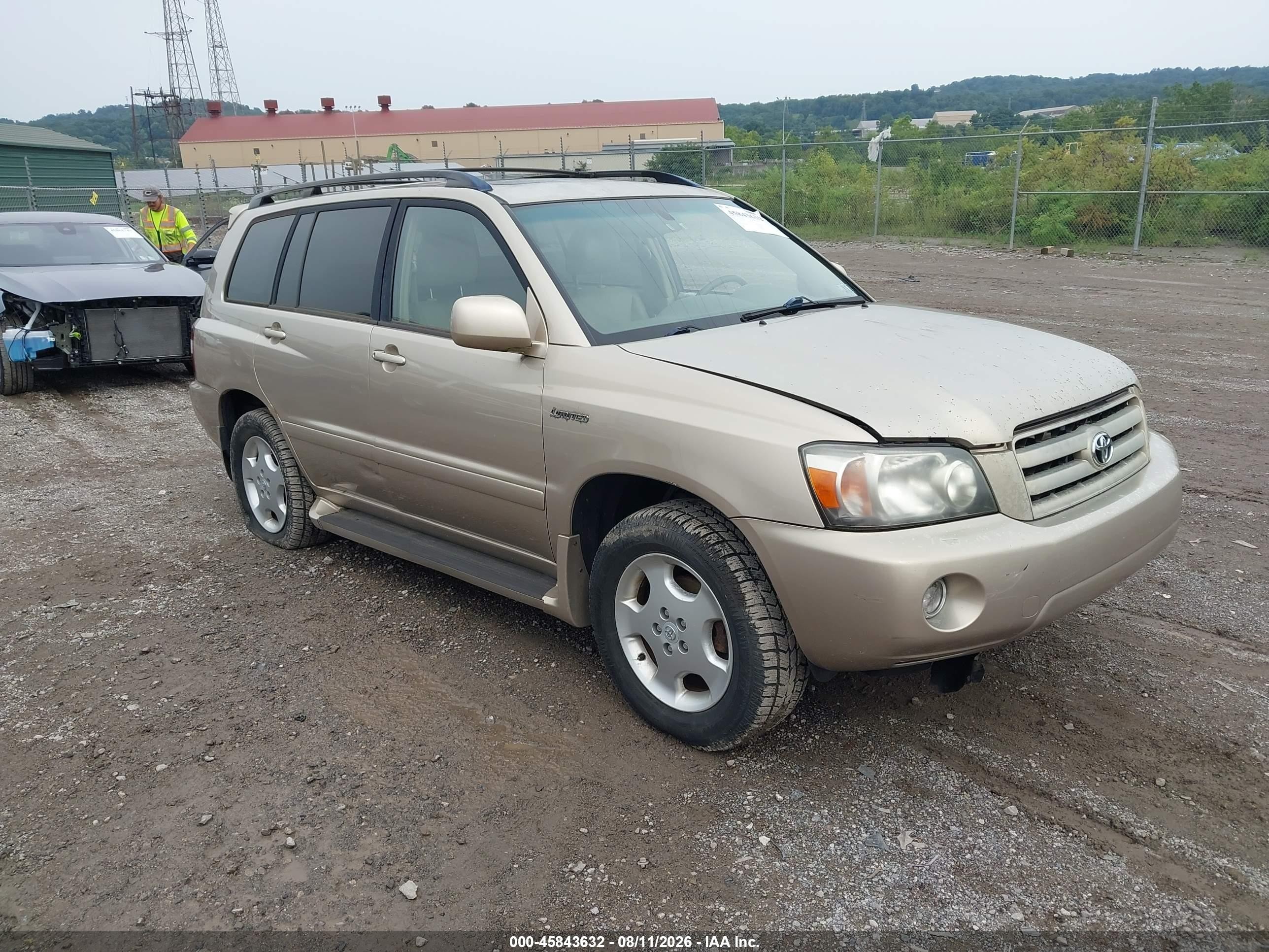 2005 Toyota Highlander Limited V6 Золотой vin: JTEEP21AX50123845