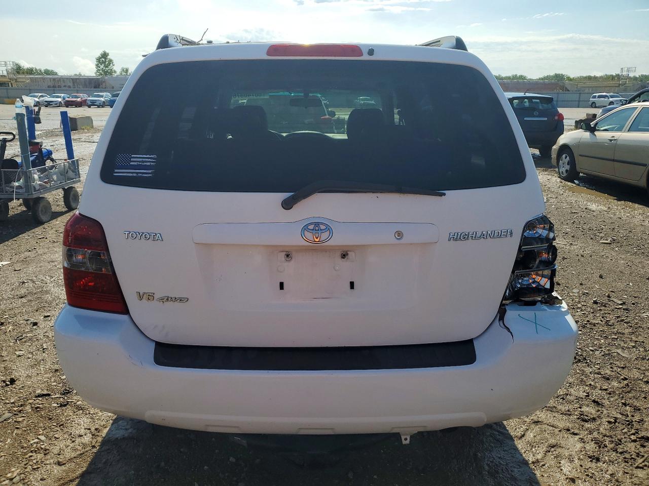 2006 Toyota Highlander Limited White vin: JTEEP21AX60143871