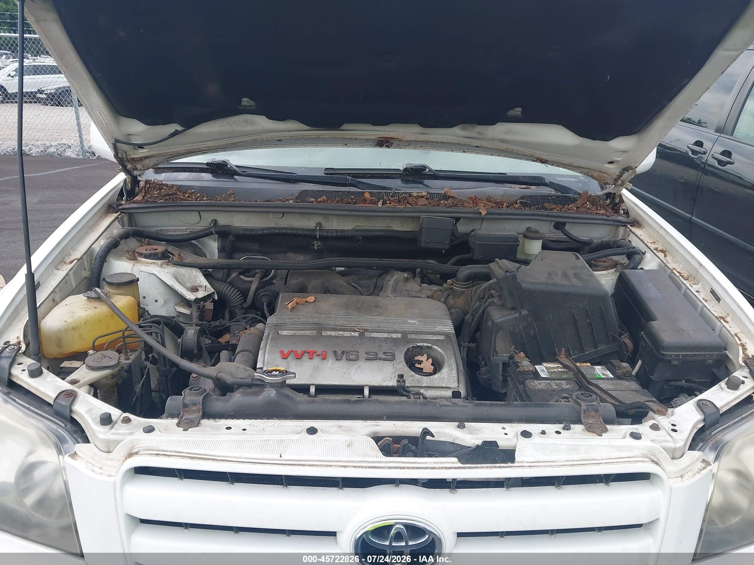 2006 Toyota Highlander Limited V6 White vin: JTEEP21AX60147063