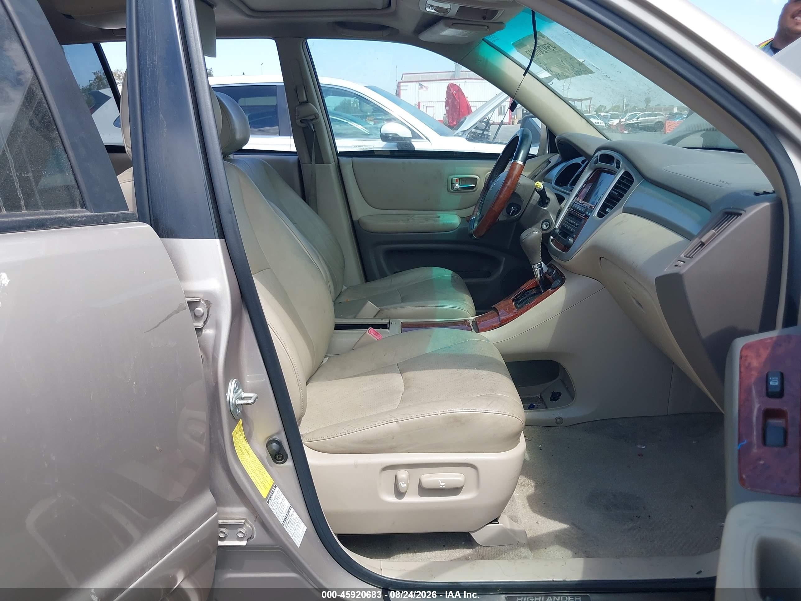 2006 Toyota Highlander Limited V6 Gold vin: JTEEP21AX60180371