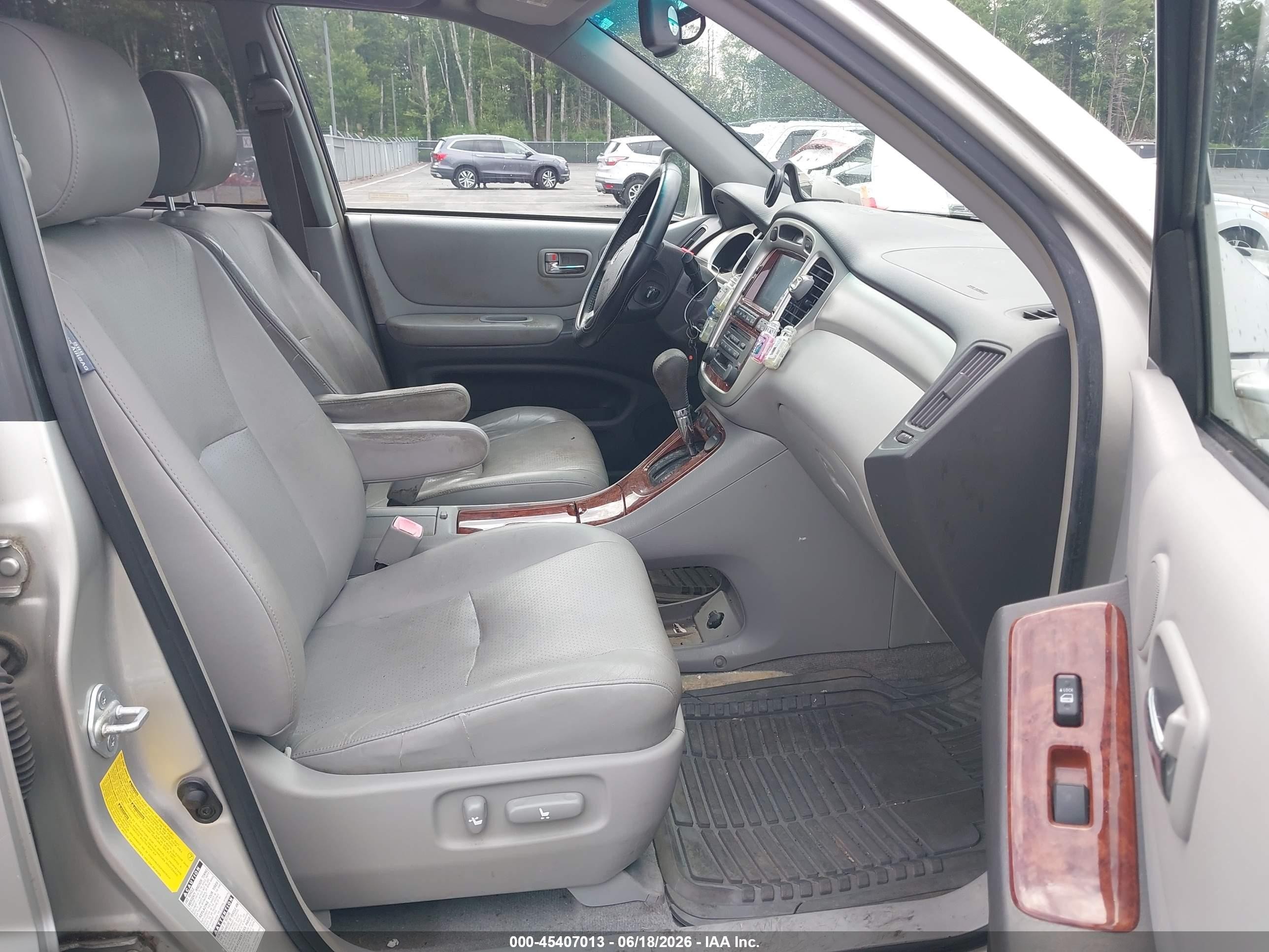 2007 Toyota Highlander Limited W/3rd Row Silver vin: JTEEP21AX70215962