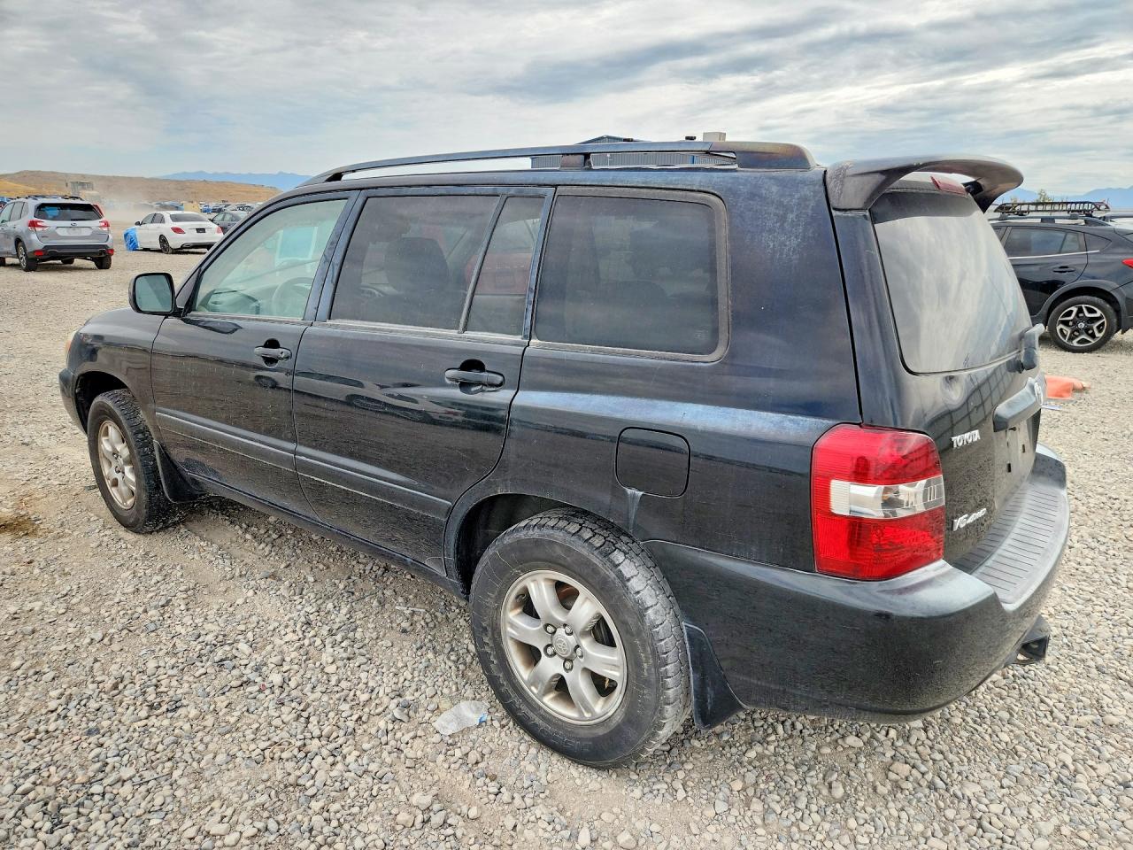 2007 Toyota Highlander Base Black vin: JTEEP21AX70229036
