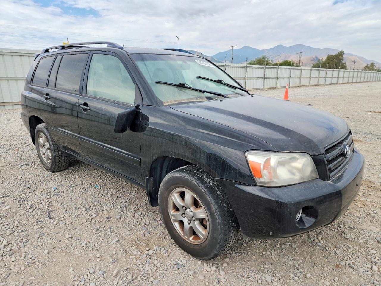 2007 Toyota Highlander Base Black vin: JTEEP21AX70229036