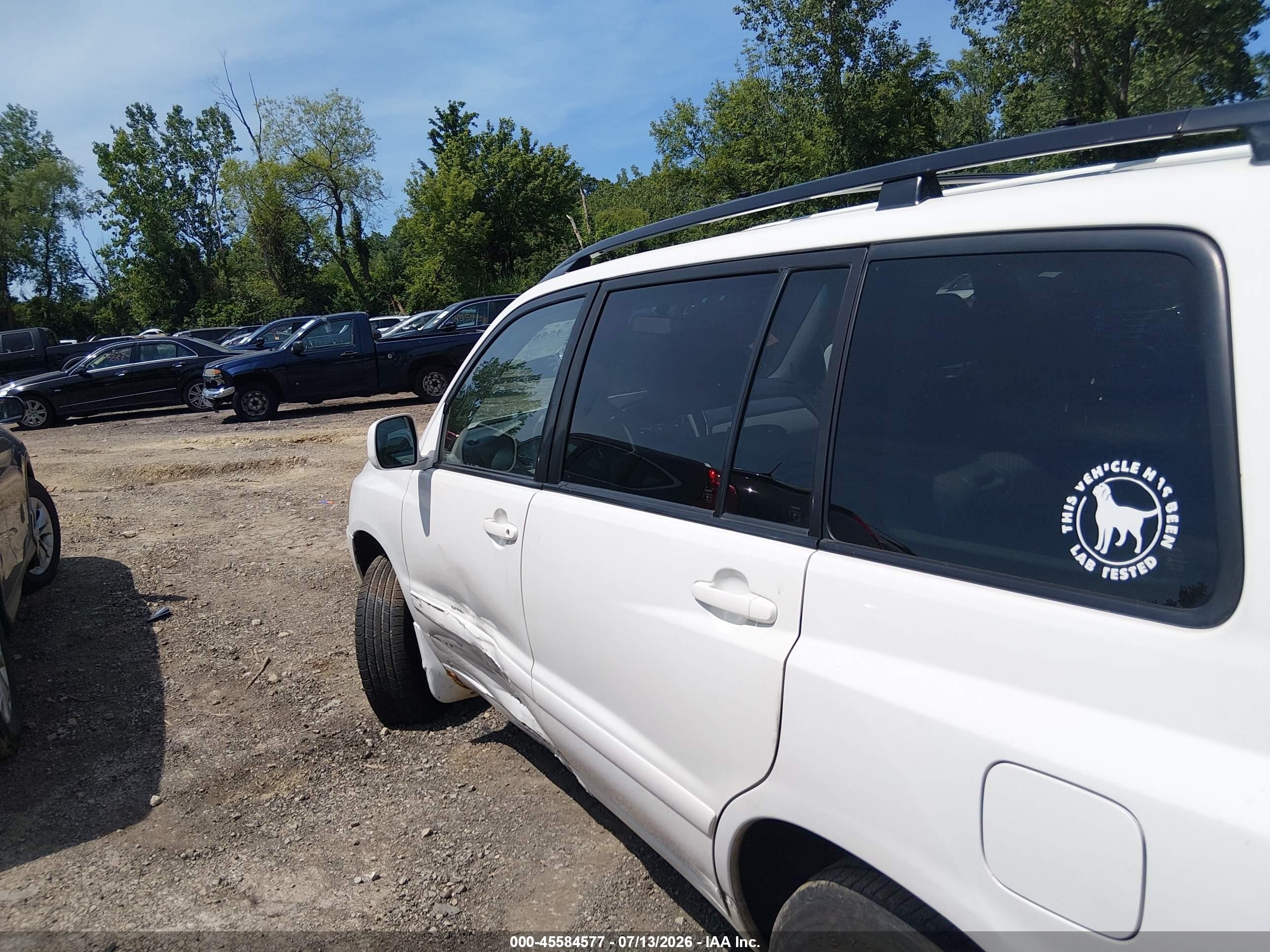 2007 Toyota Highlander 3rd Row White vin: JTEEP21AX70230798